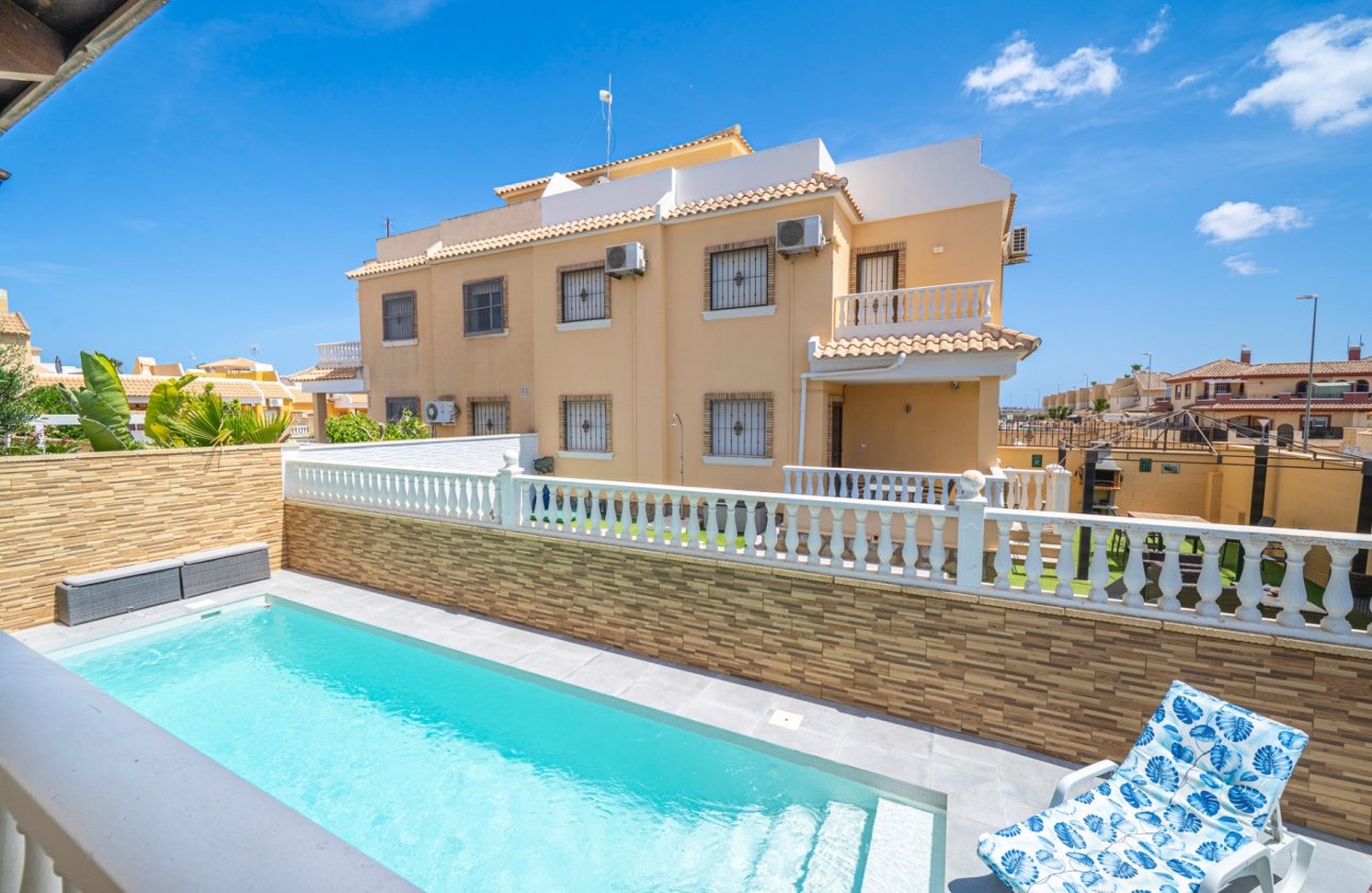 Återförsäljning - Villa - Ciudad Quesada