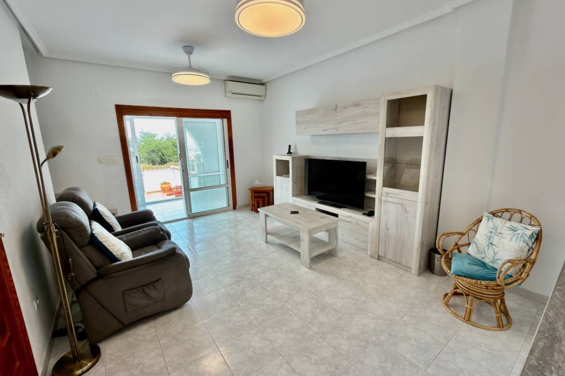 Återförsäljning - Villa - Ciudad Quesada