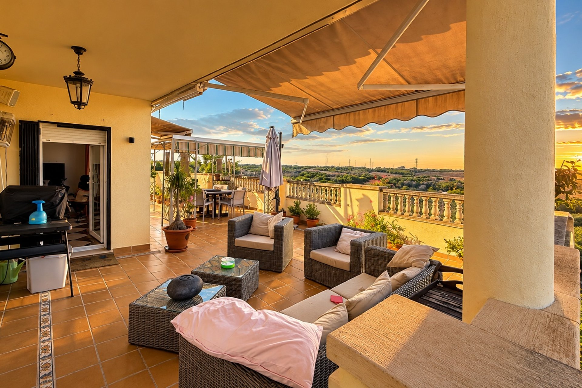 Återförsäljning - Villa - Dehesa de Campoamor - Las Ramblas Golf