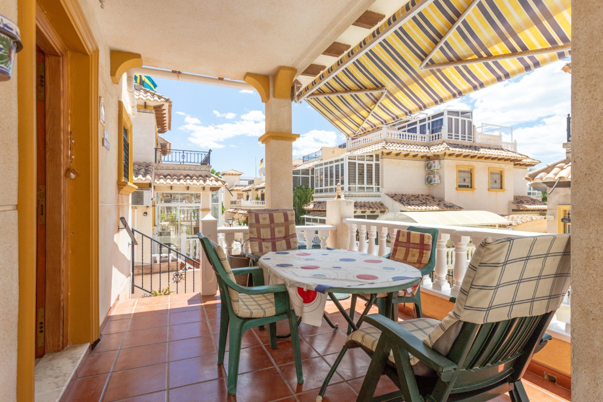 Återförsäljning - Villa - Orihuela Costa - La Zenia