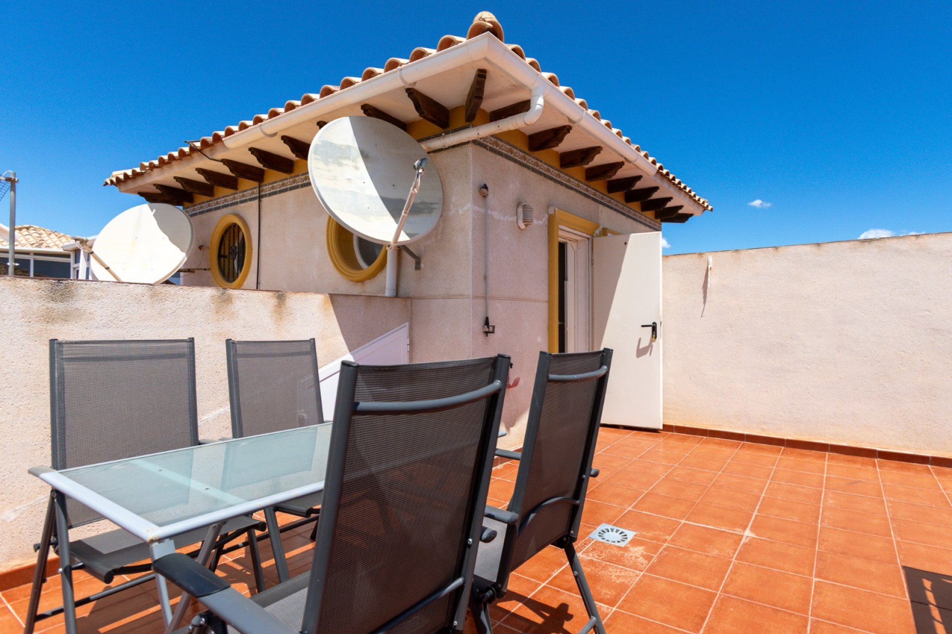 Återförsäljning - Villa - Orihuela Costa - La Zenia