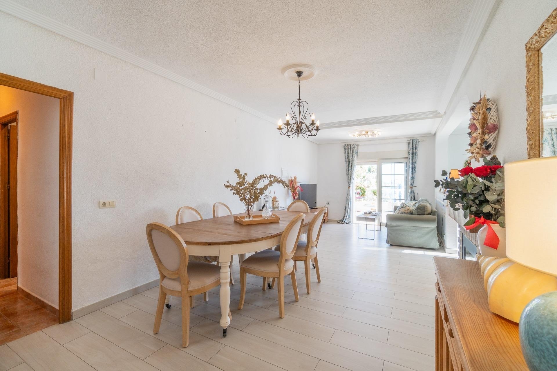 Återförsäljning - Villa - Orihuela Costa - Los Balcones