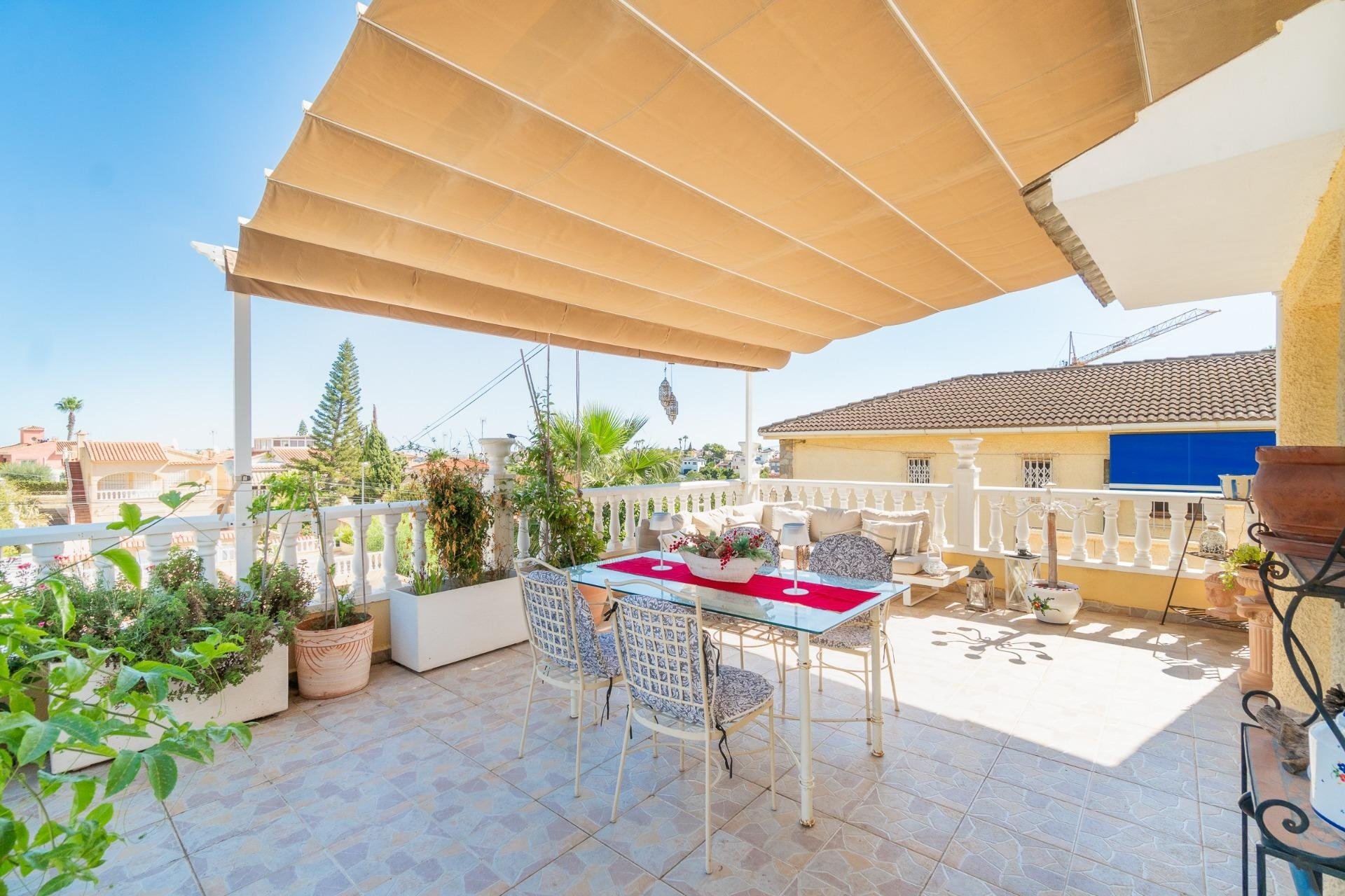 Återförsäljning - Villa - Orihuela Costa - Los Balcones