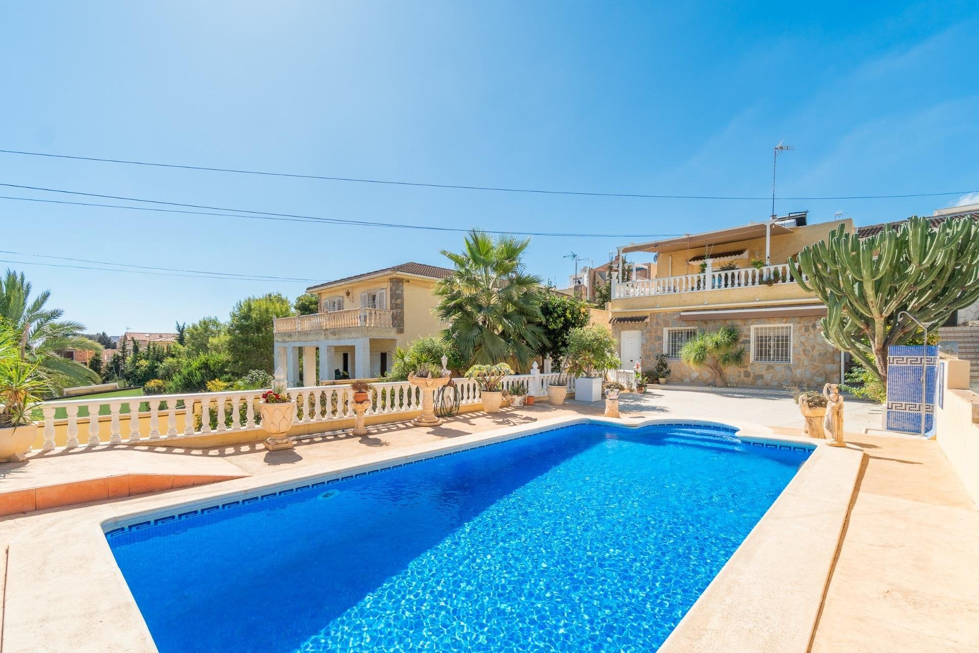Återförsäljning - Villa - Orihuela Costa - Los Balcones