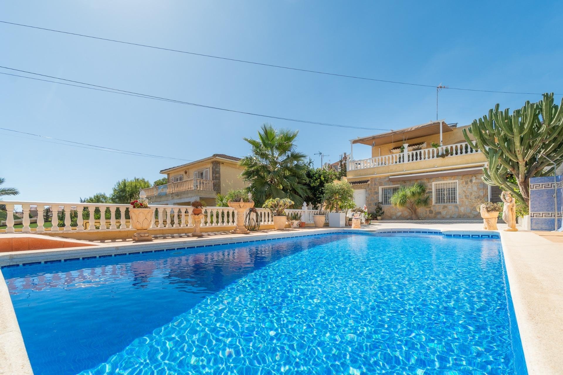 Återförsäljning - Villa - Orihuela Costa - Los Balcones