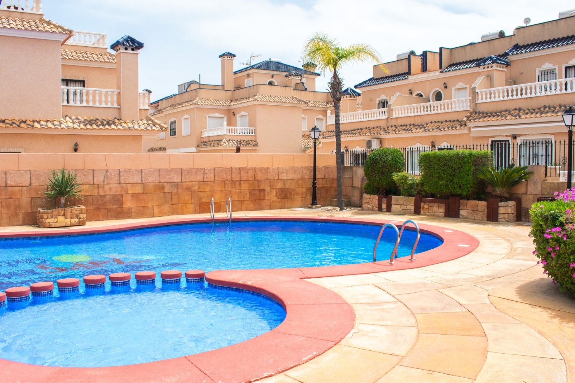 Återförsäljning - Villa - Orihuela Costa - Los Dolses