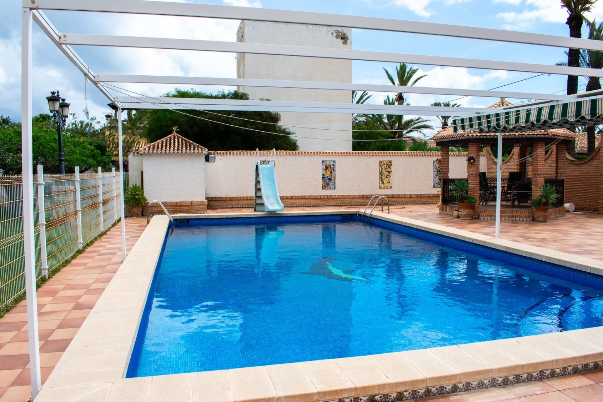 Återförsäljning - Villa - Orihuela Costa - MUY CERCA DE LA PLAYA