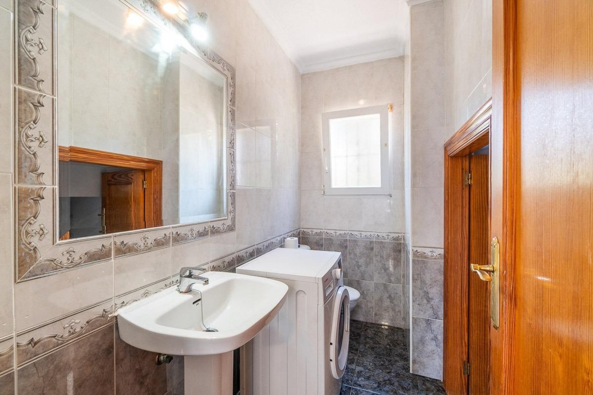 Återförsäljning - Villa - Orihuela Costa - Playa Flamenca