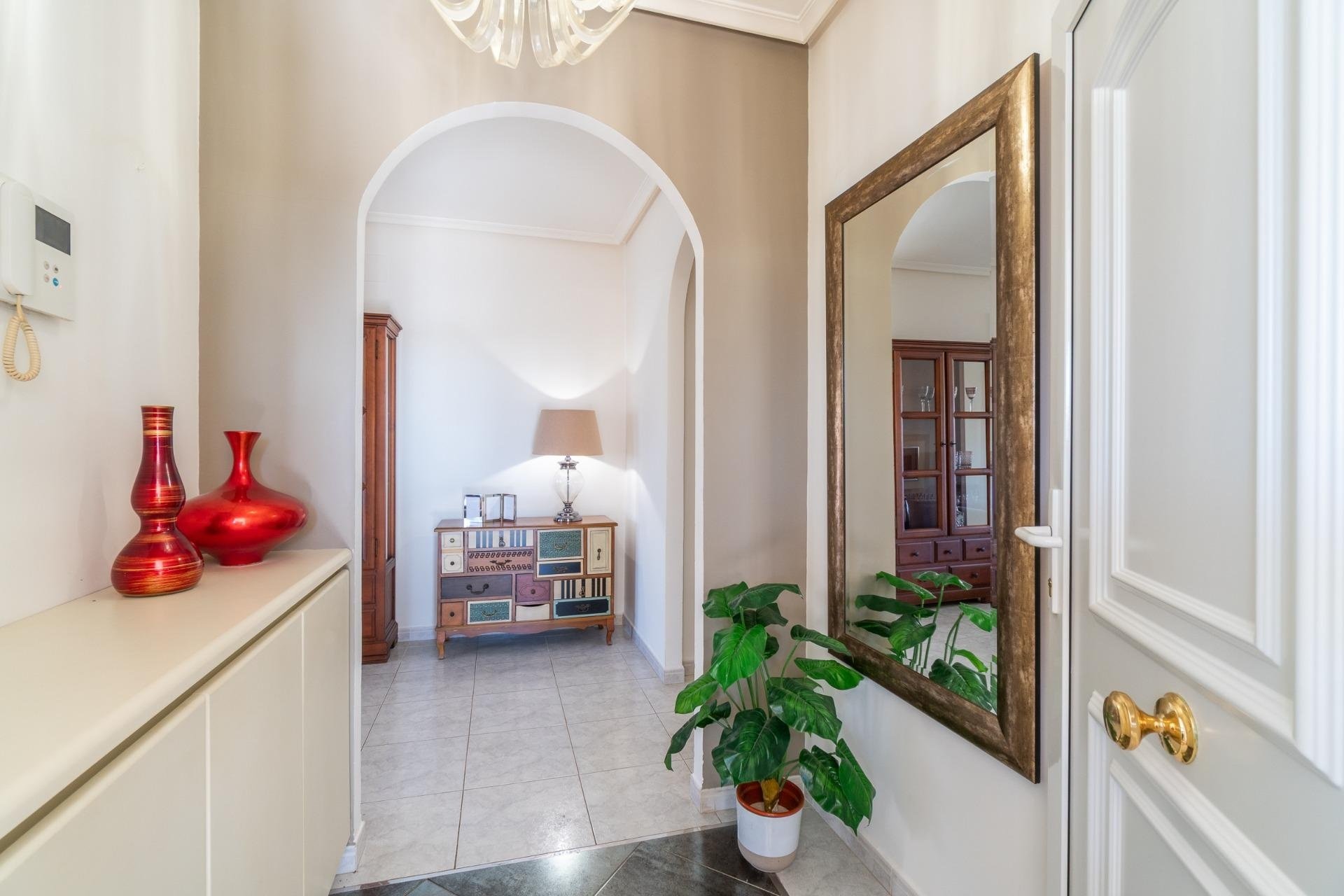 Återförsäljning - Villa - Orihuela Costa - Playa Flamenca