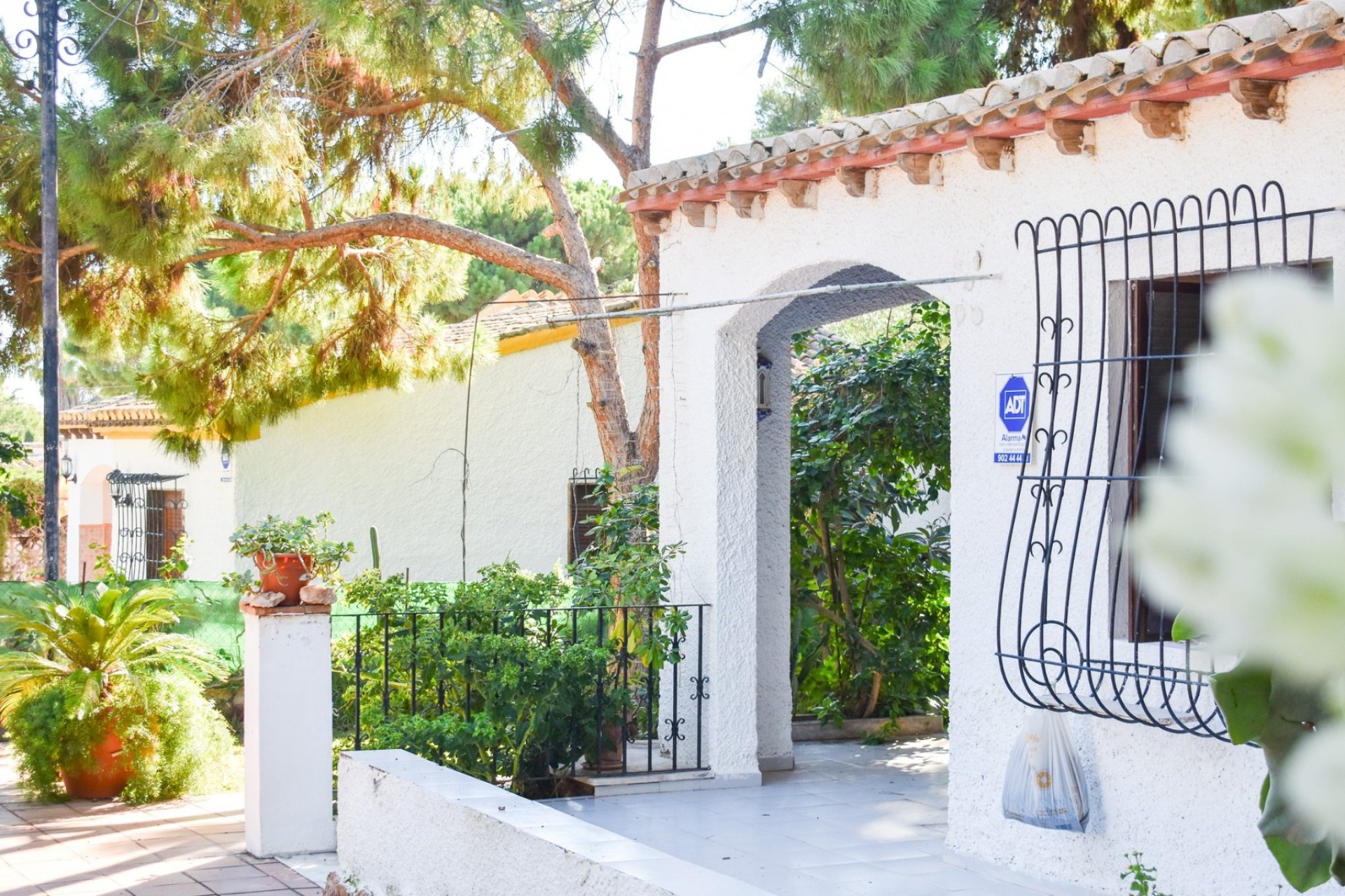 Återförsäljning - Villa - Orihuela Costa - Punta Prima