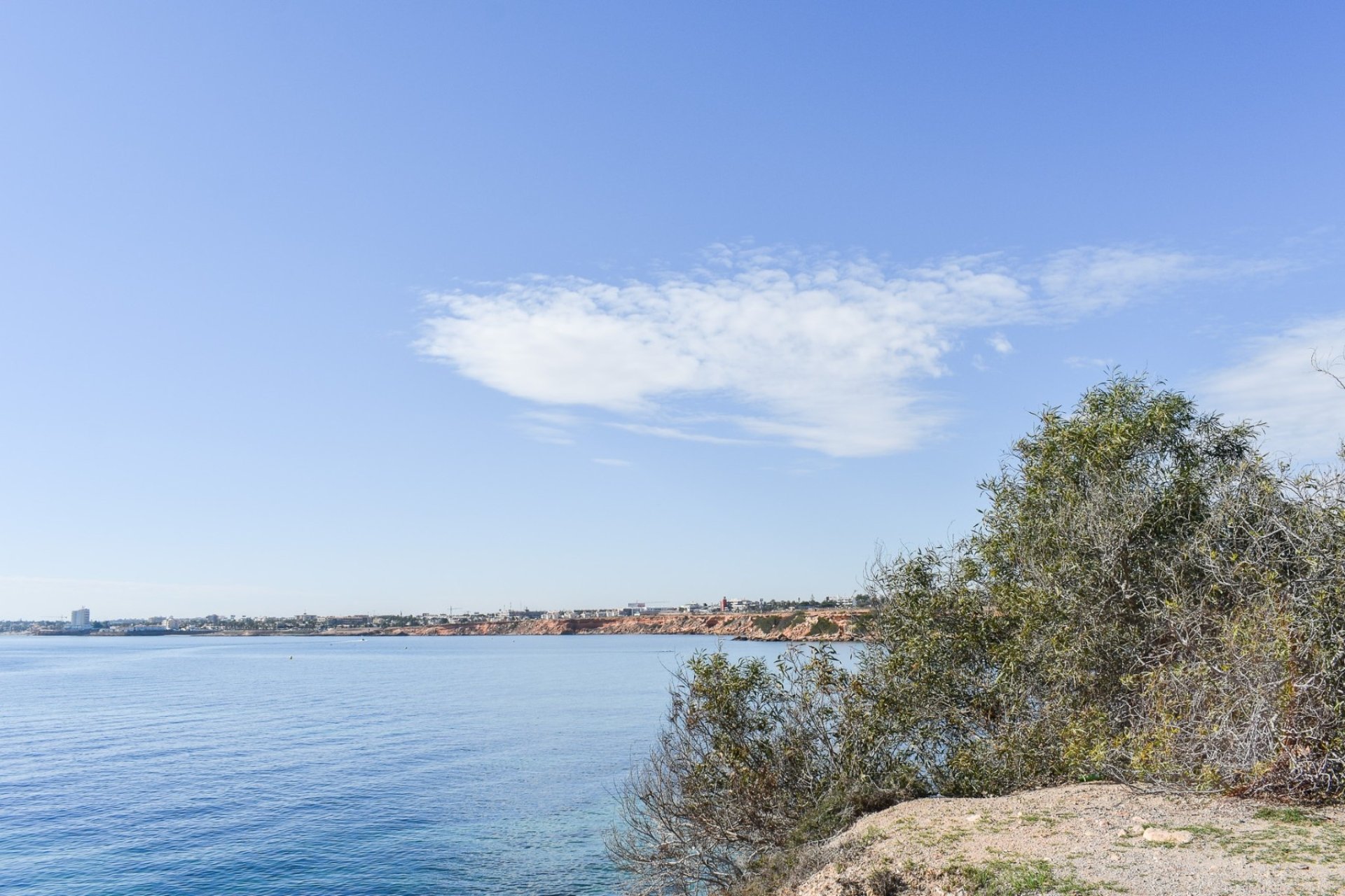 Återförsäljning - Villa - Orihuela Costa - Punta Prima