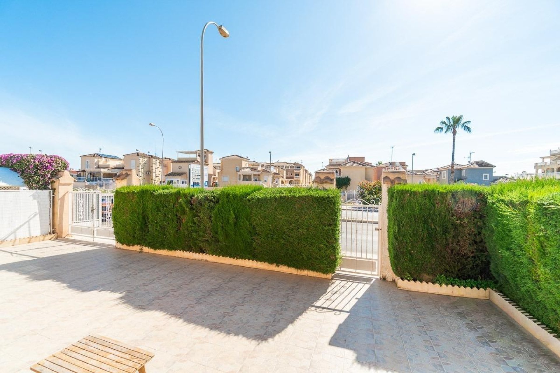 Återförsäljning - Villa - Orihuela Costa - Punta Prima