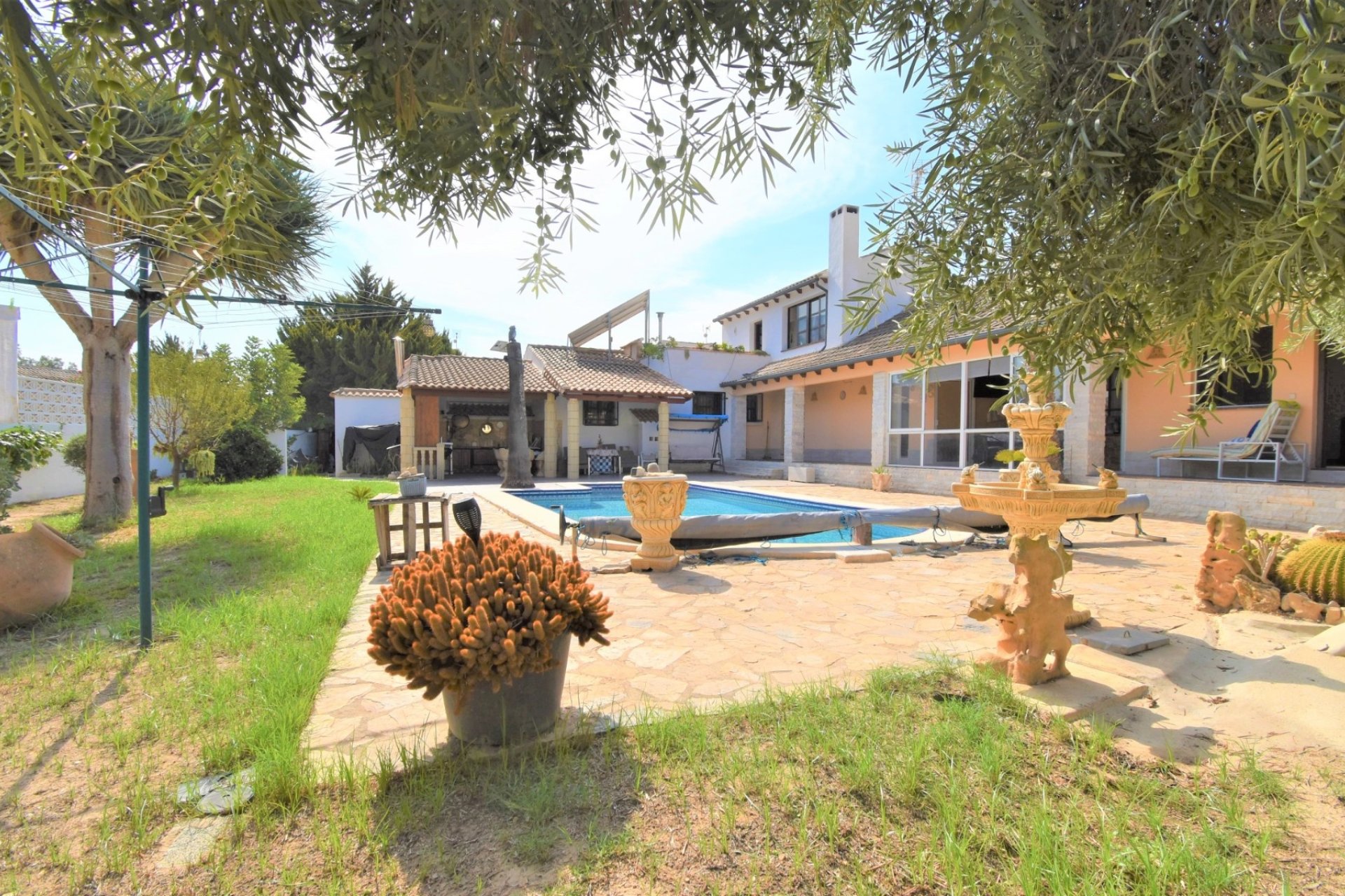 Återförsäljning - Villa - Orihuela Costa - Villamartín