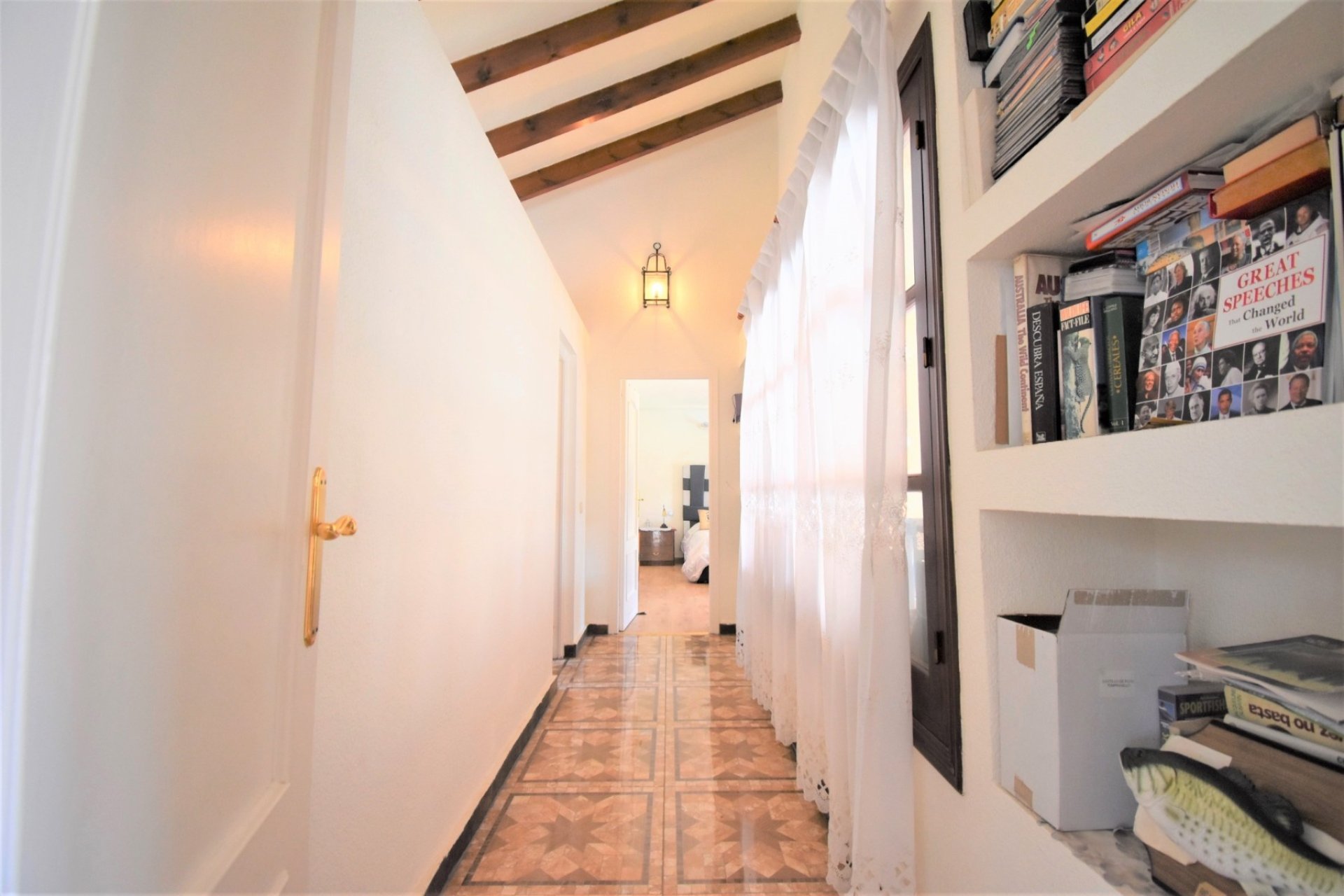 Återförsäljning - Villa - Orihuela Costa - Villamartín