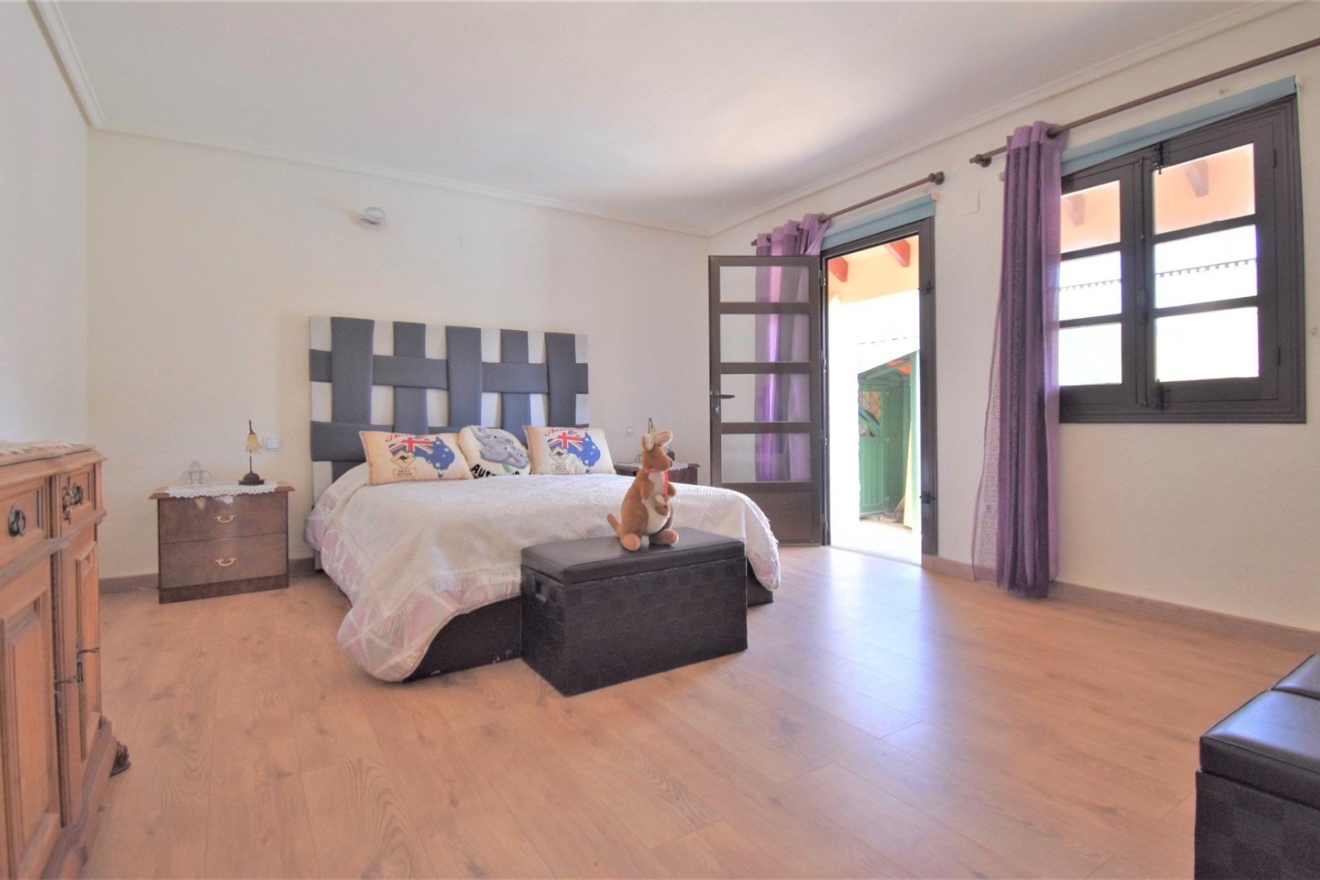 Återförsäljning - Villa - Orihuela Costa - Villamartín