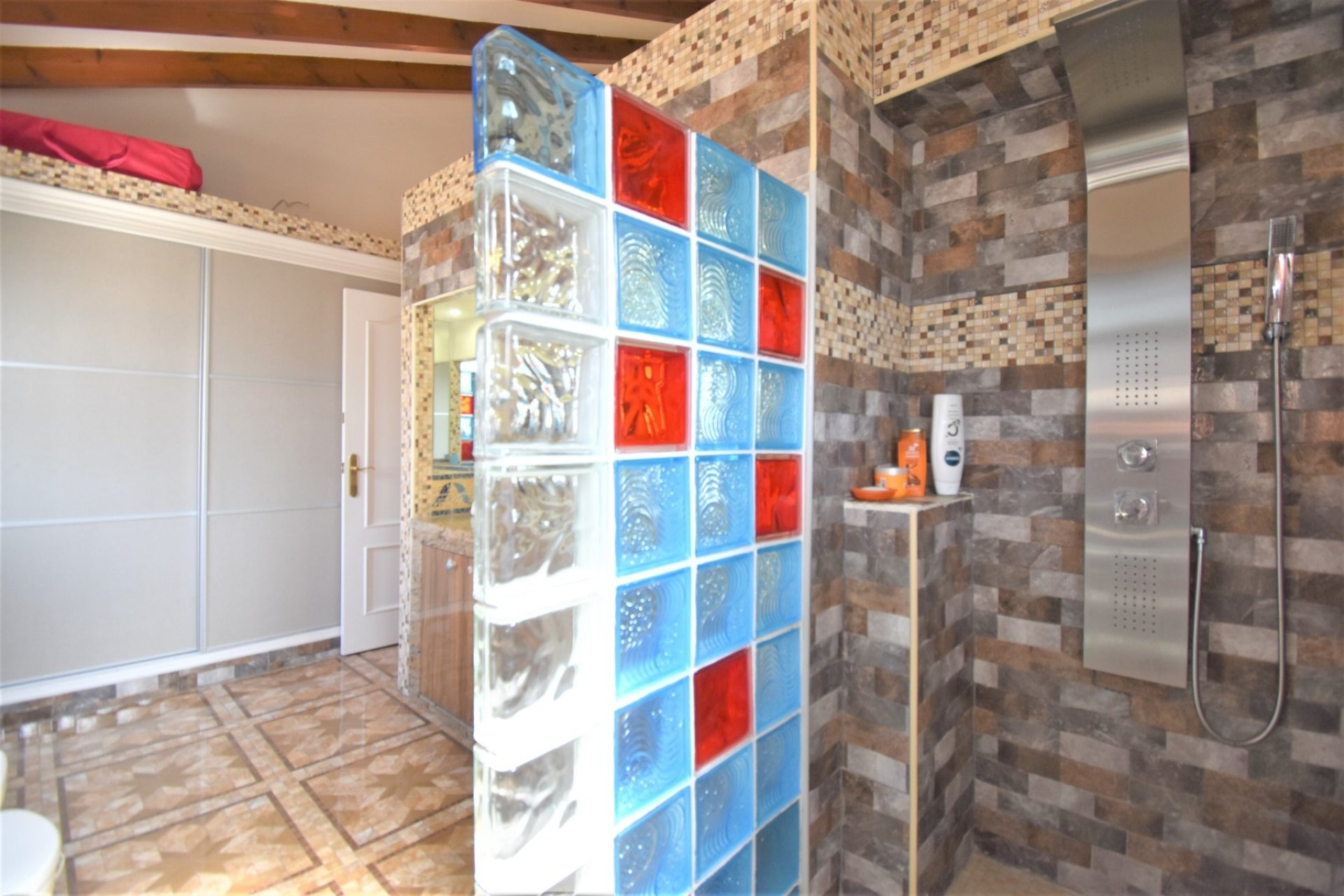 Återförsäljning - Villa - Orihuela Costa - Villamartín