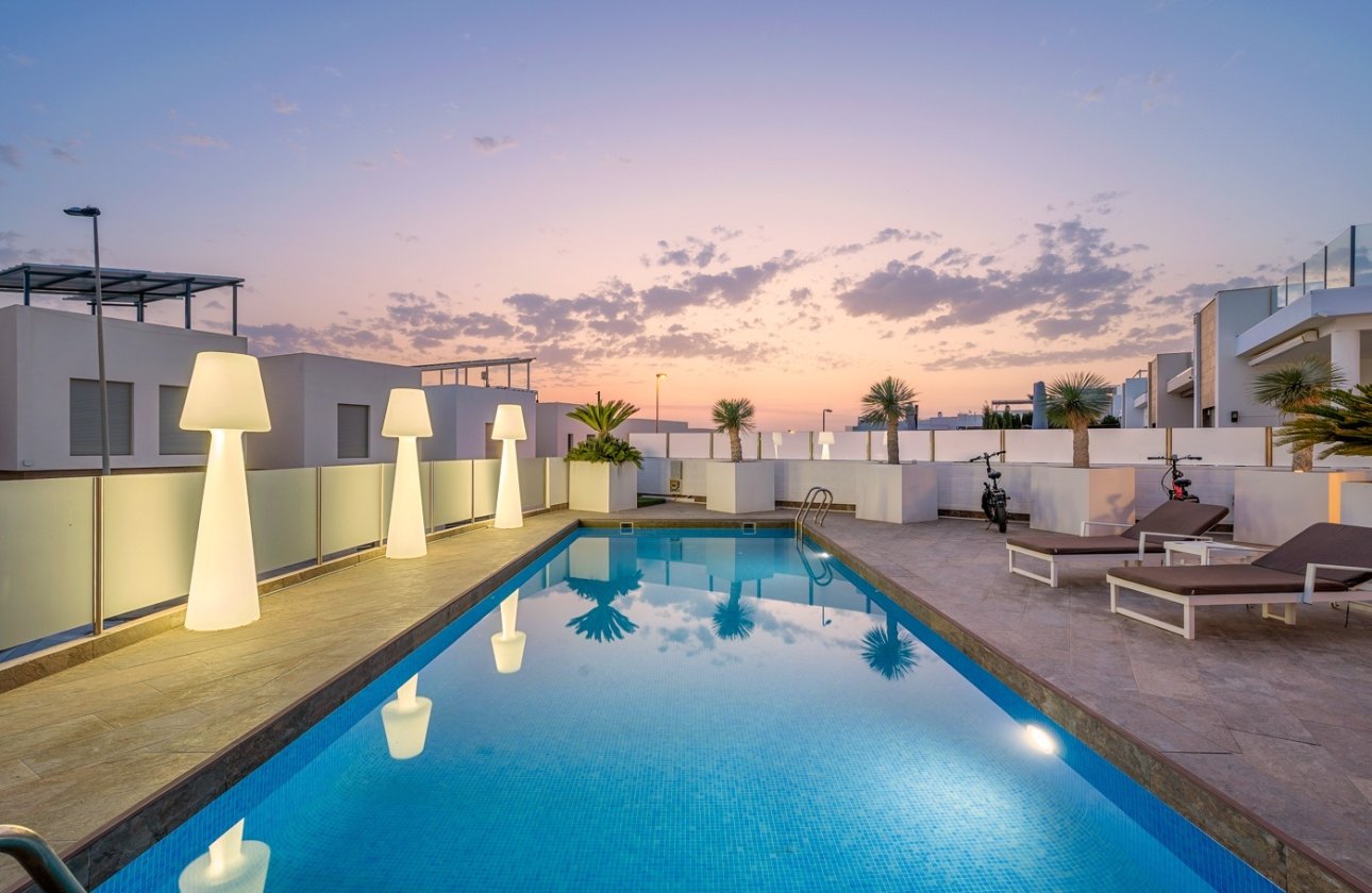 Återförsäljning - Villa - Orihuela Costa - Villamartín