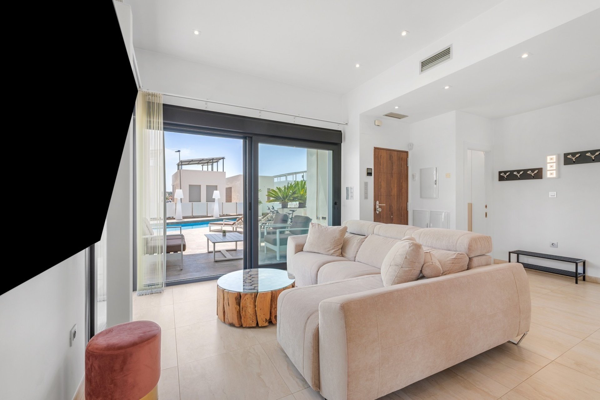 Återförsäljning - Villa - Orihuela Costa - Villamartín