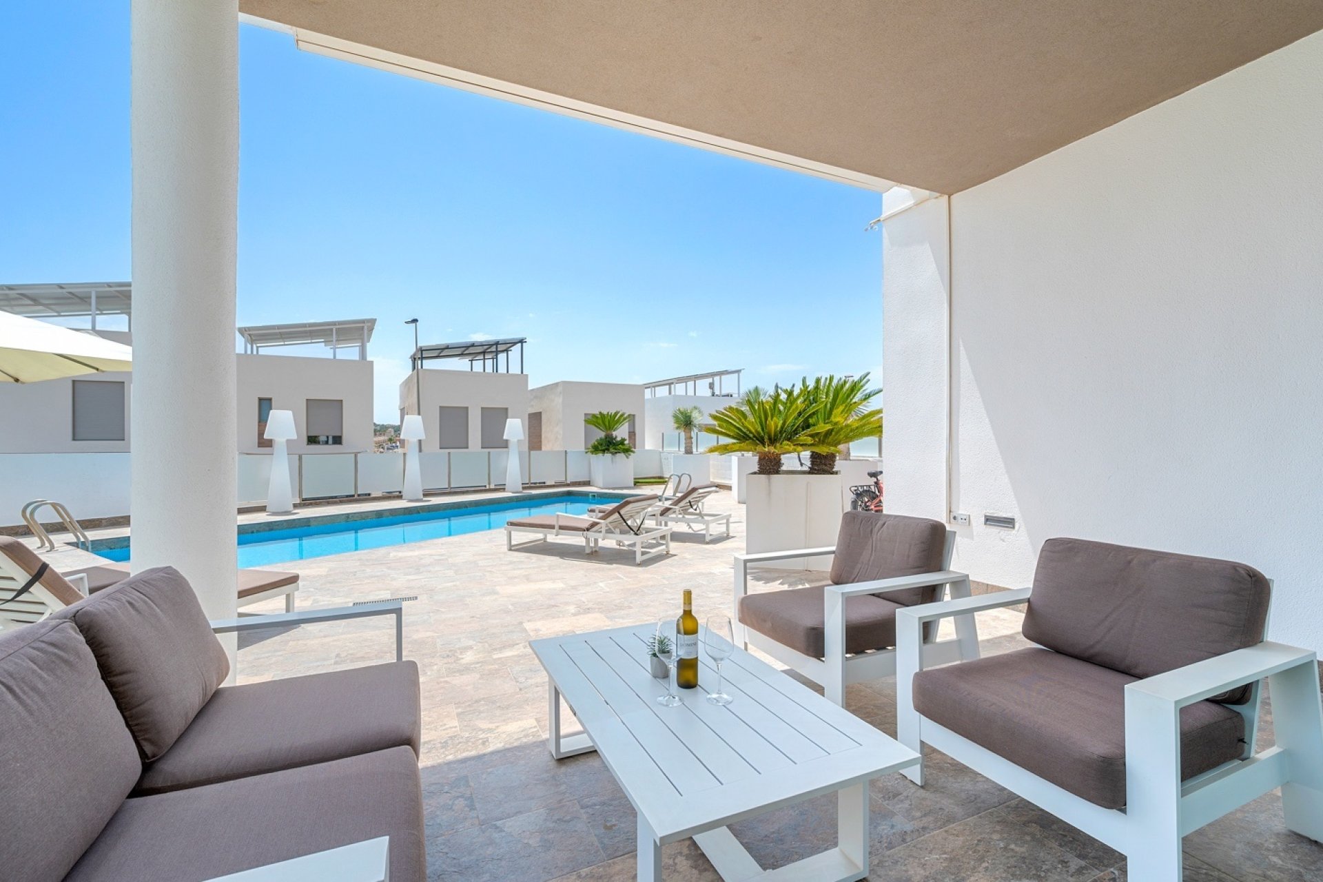 Återförsäljning - Villa - Orihuela Costa - Villamartín
