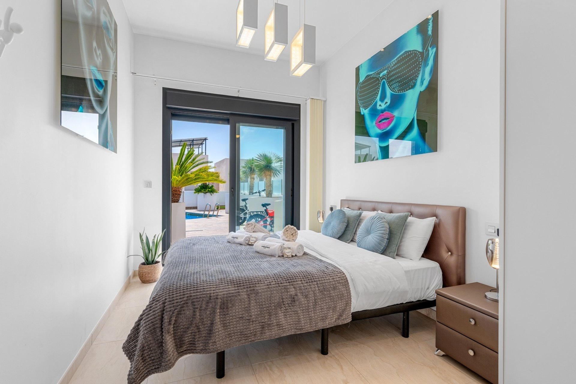 Återförsäljning - Villa - Orihuela Costa - Villamartín