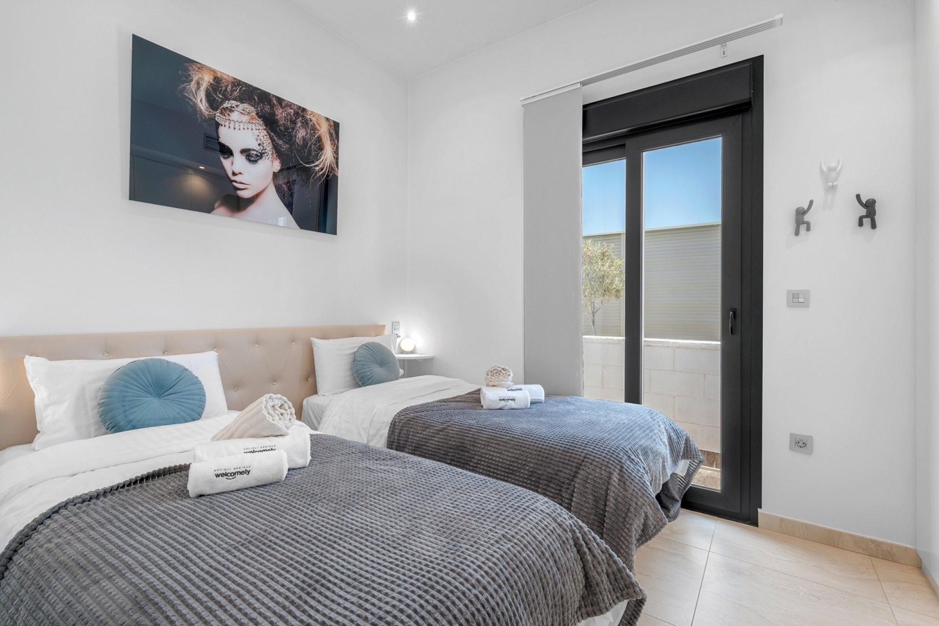 Återförsäljning - Villa - Orihuela Costa - Villamartín