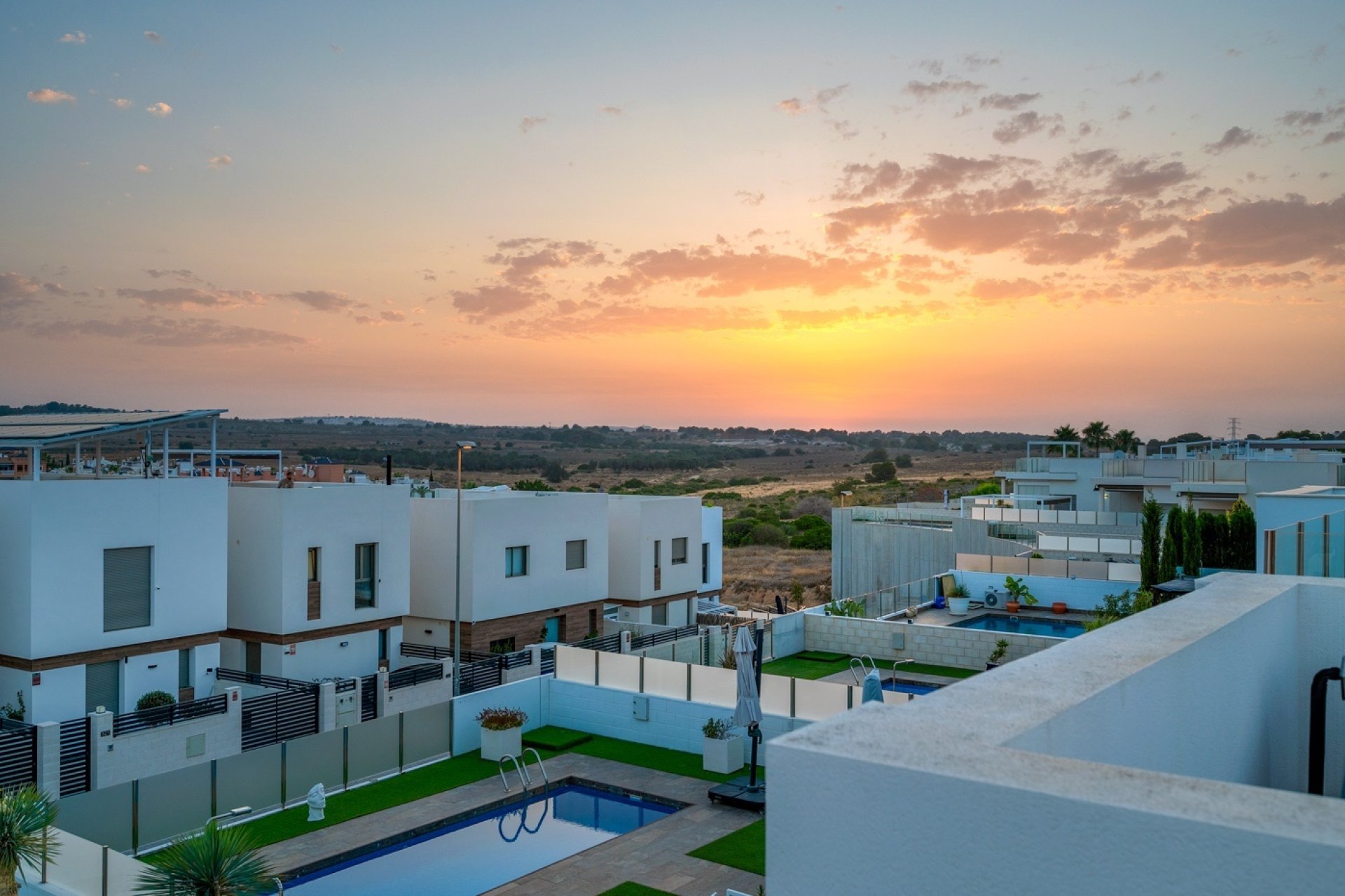 Återförsäljning - Villa - Orihuela Costa - Villamartín