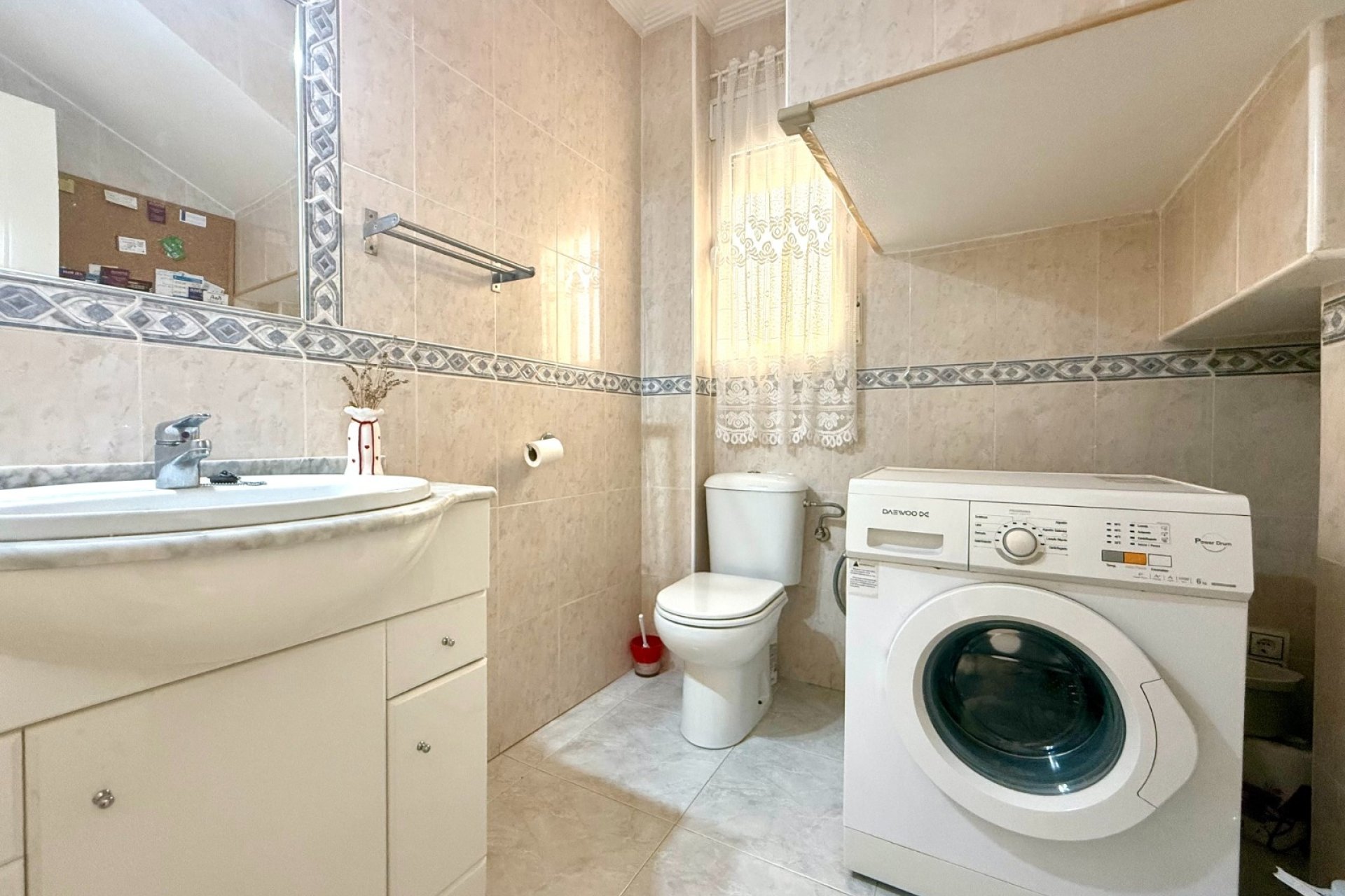 Återförsäljning - Villa - Orihuela Costa - Villamartín