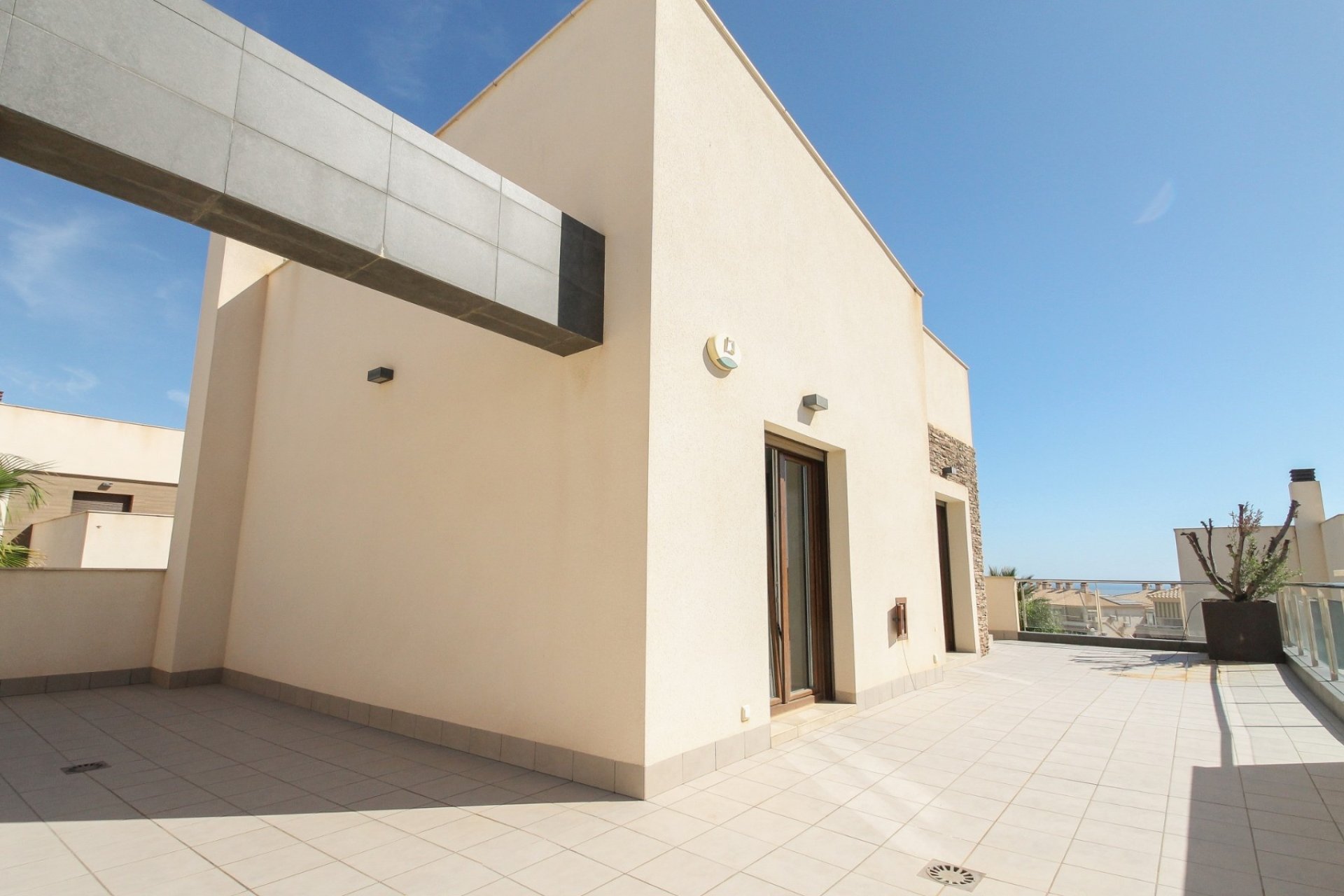 Återförsäljning - Villa - Torrevieja - Aguas Nuevas