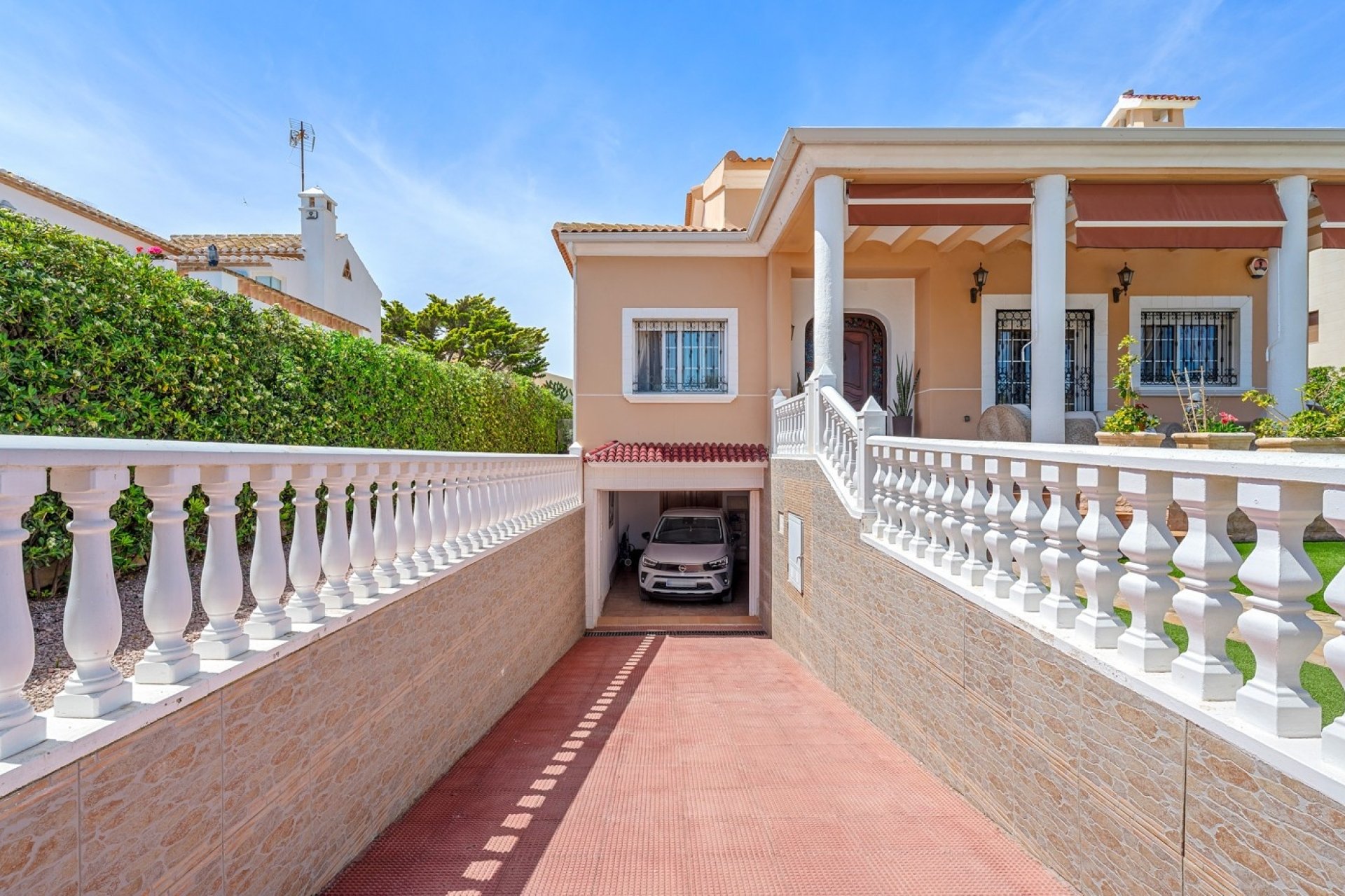 Återförsäljning - Villa - Torrevieja - La Mata