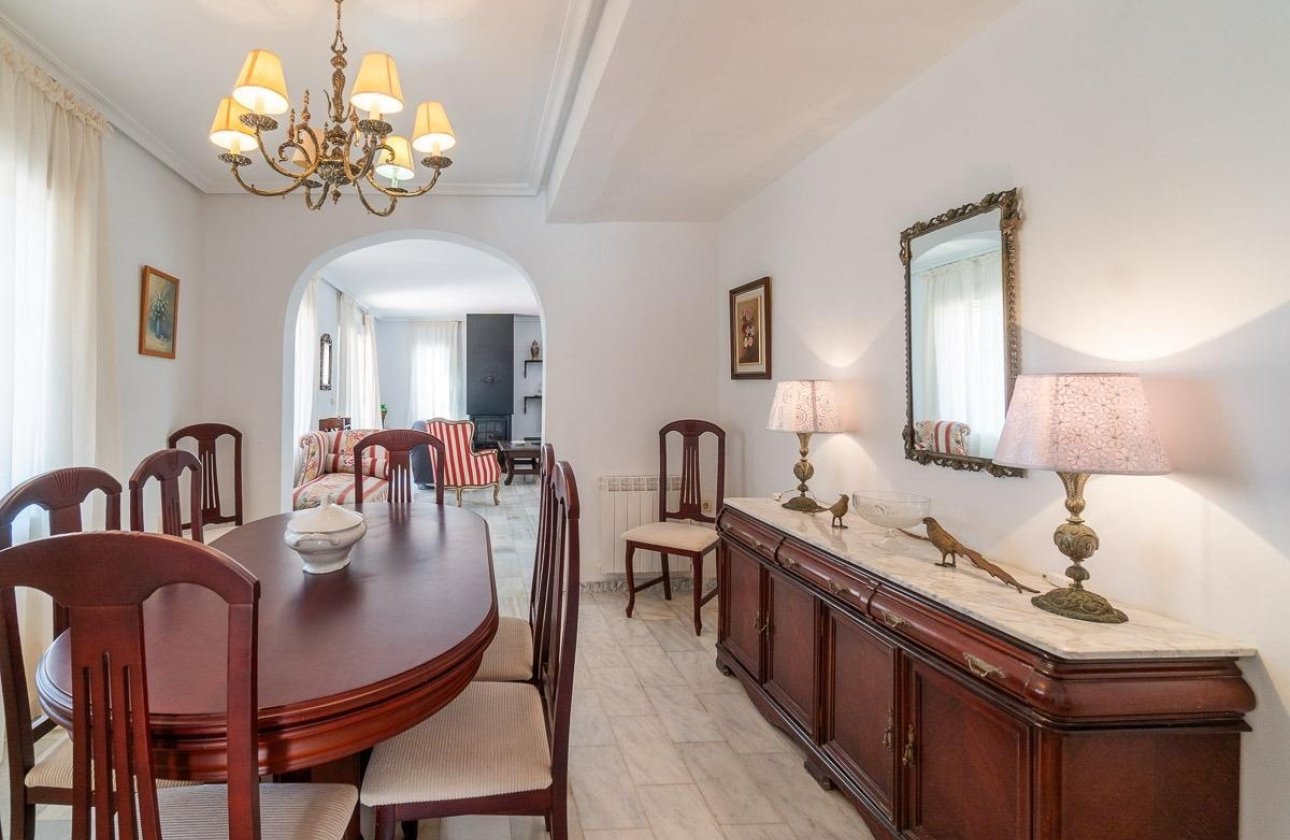 Återförsäljning - Villa - Torrevieja - La Mata