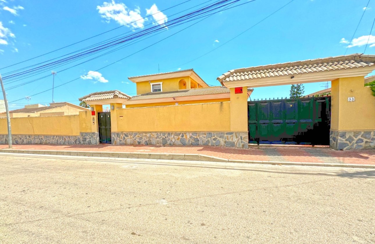 Återförsäljning - Villa - Torrevieja - Los Balcones