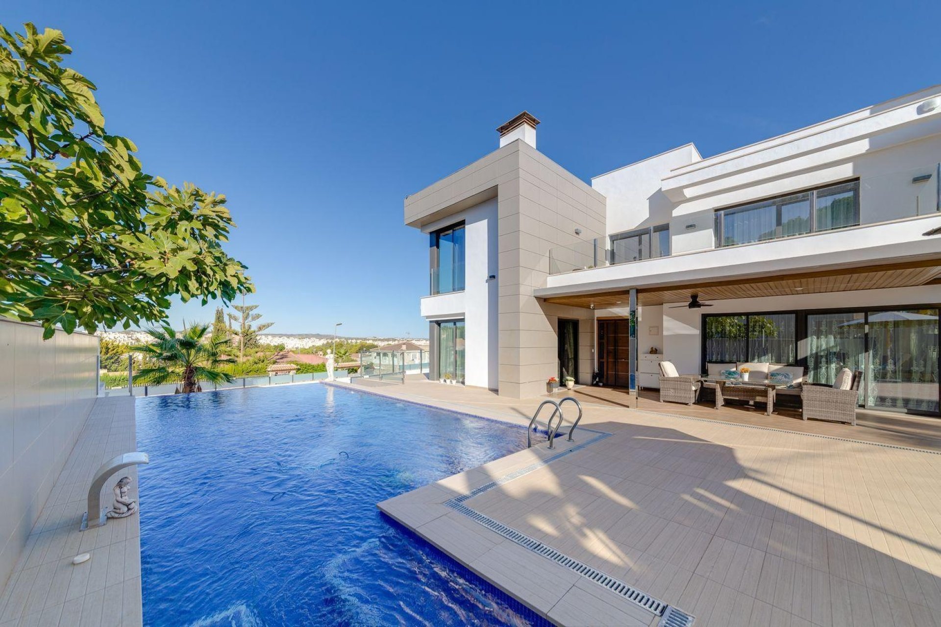 Återförsäljning - Villa - Torrevieja - Los Balcones