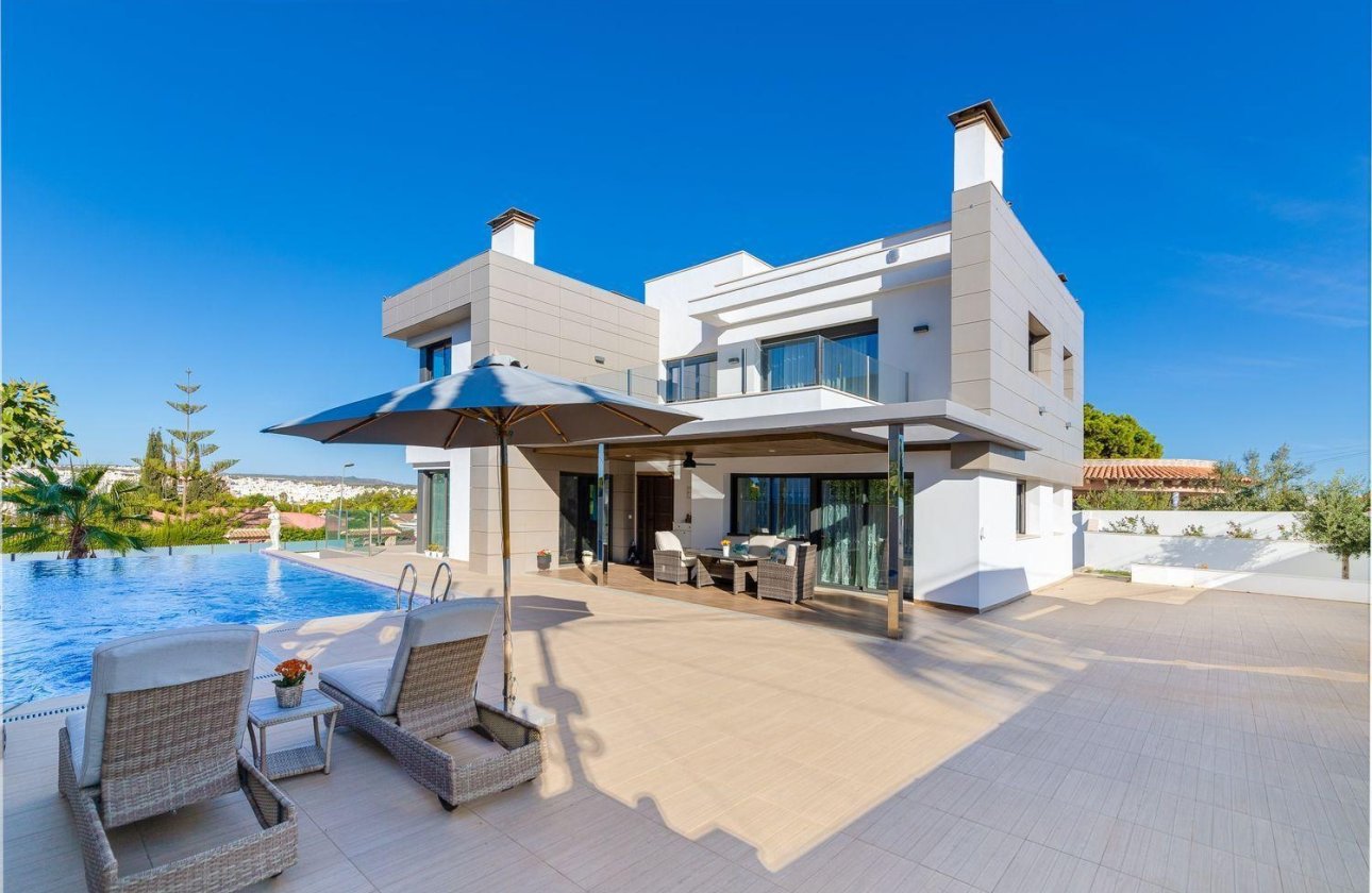 Återförsäljning - Villa - Torrevieja - Los Balcones