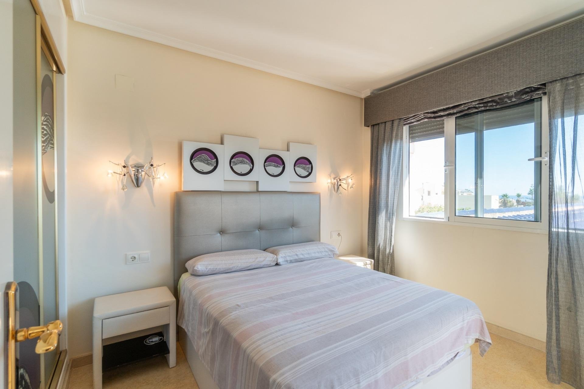 Återförsäljning - Villa - Torrevieja - Torre la mata