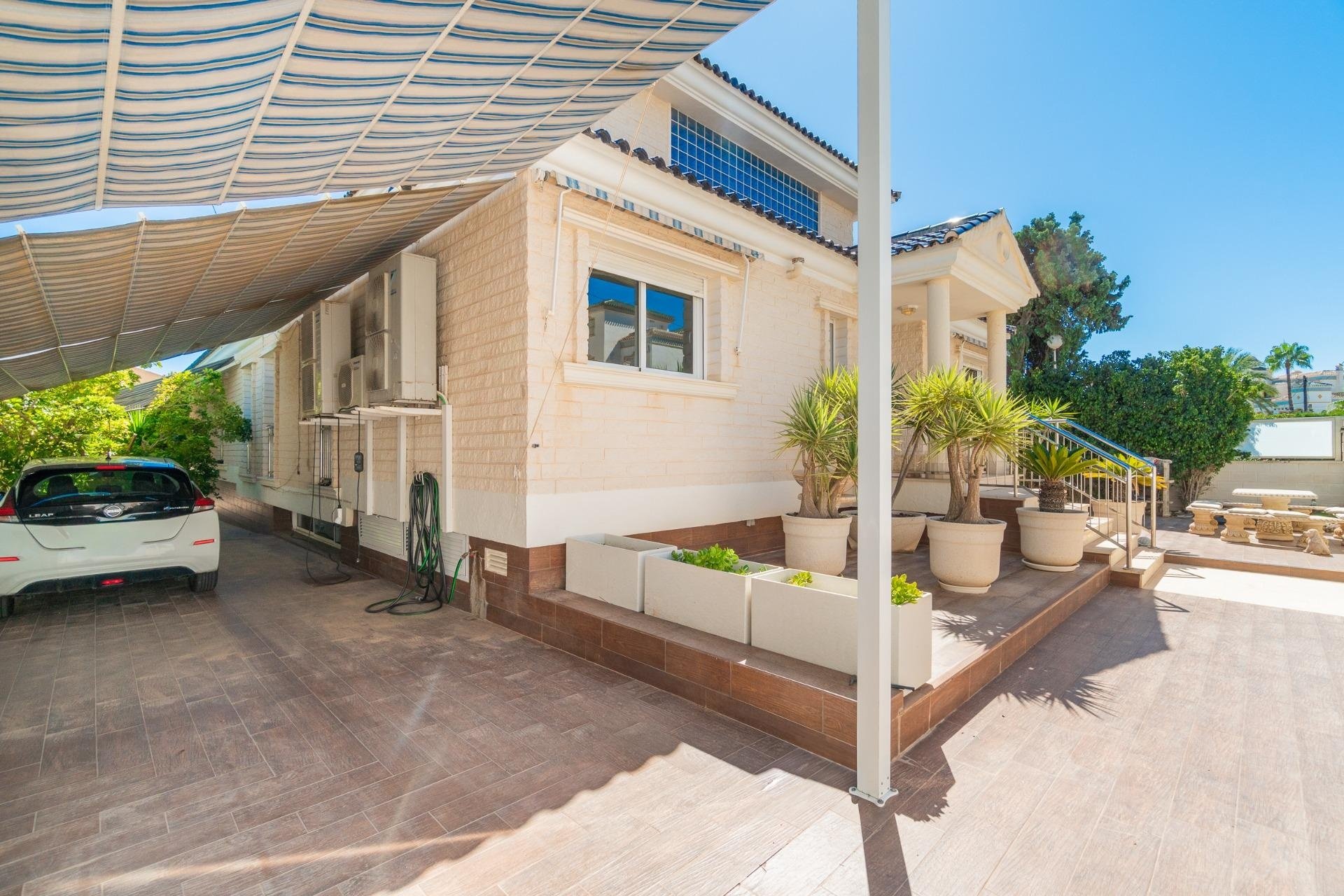 Återförsäljning - Villa - Torrevieja - Torre la mata