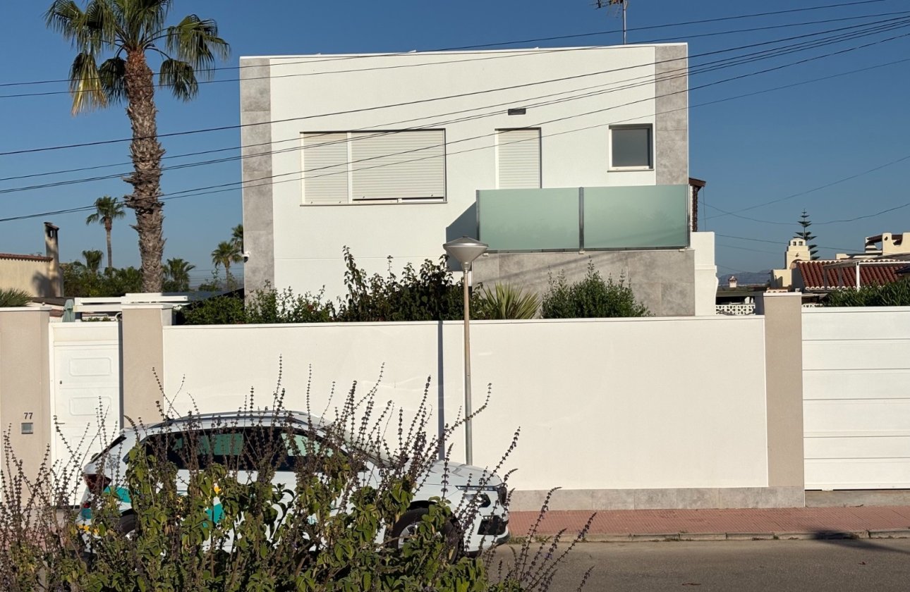 Återförsäljning - Villa - Torrevieja - Torreta - Florida