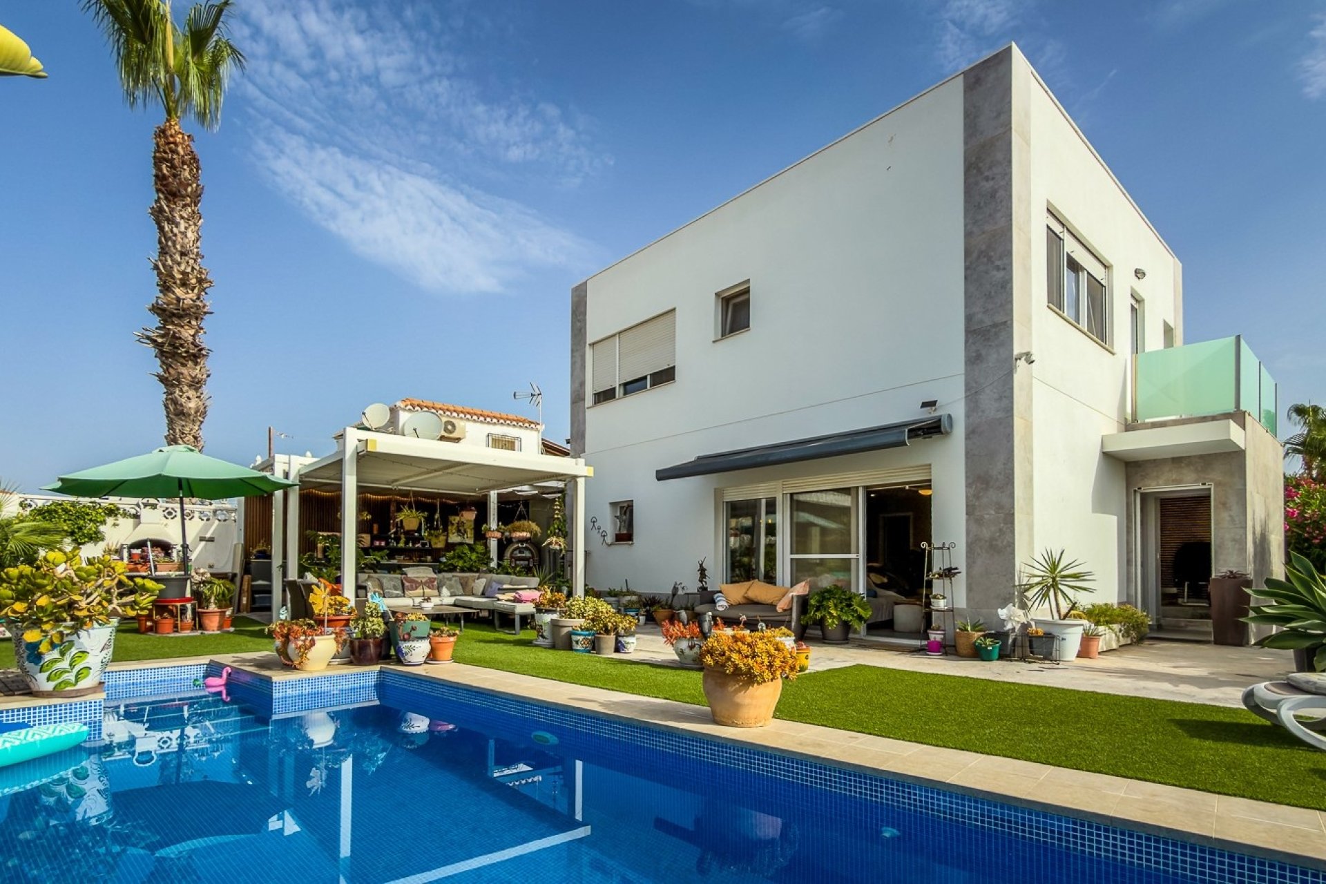 Återförsäljning - Villa - Torrevieja - Torreta - Florida