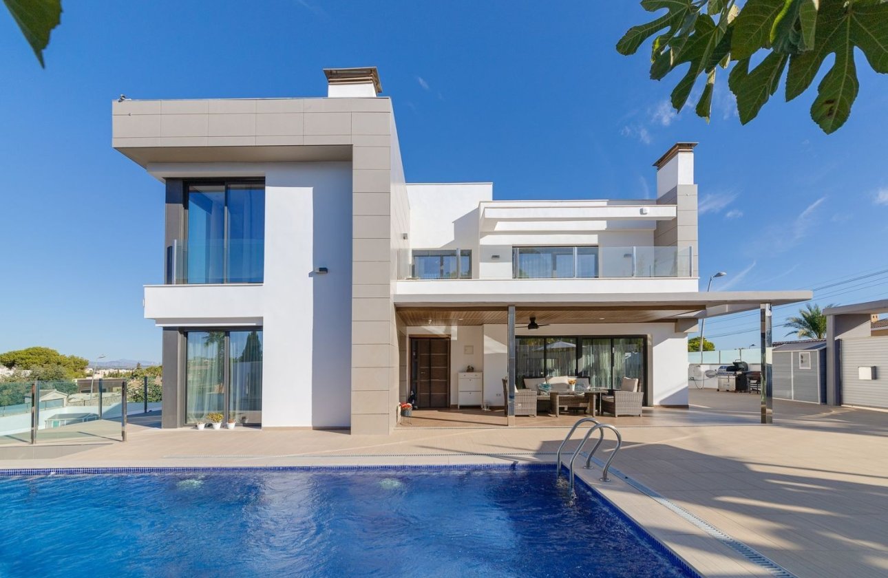 Återförsäljning - Villa - Torrevieja