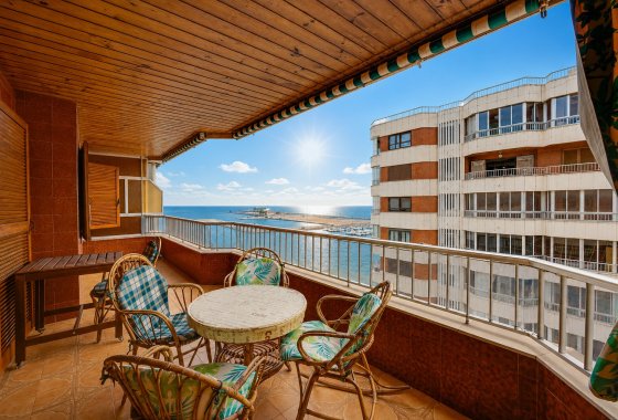 Lägenhet / lägenhet - Återförsäljning - Torrevieja - Playa del Acequión