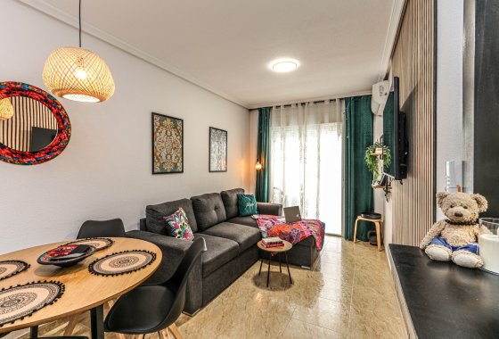 Lägenhet / lägenhet - Återförsäljning - Torrevieja - Torrevieja