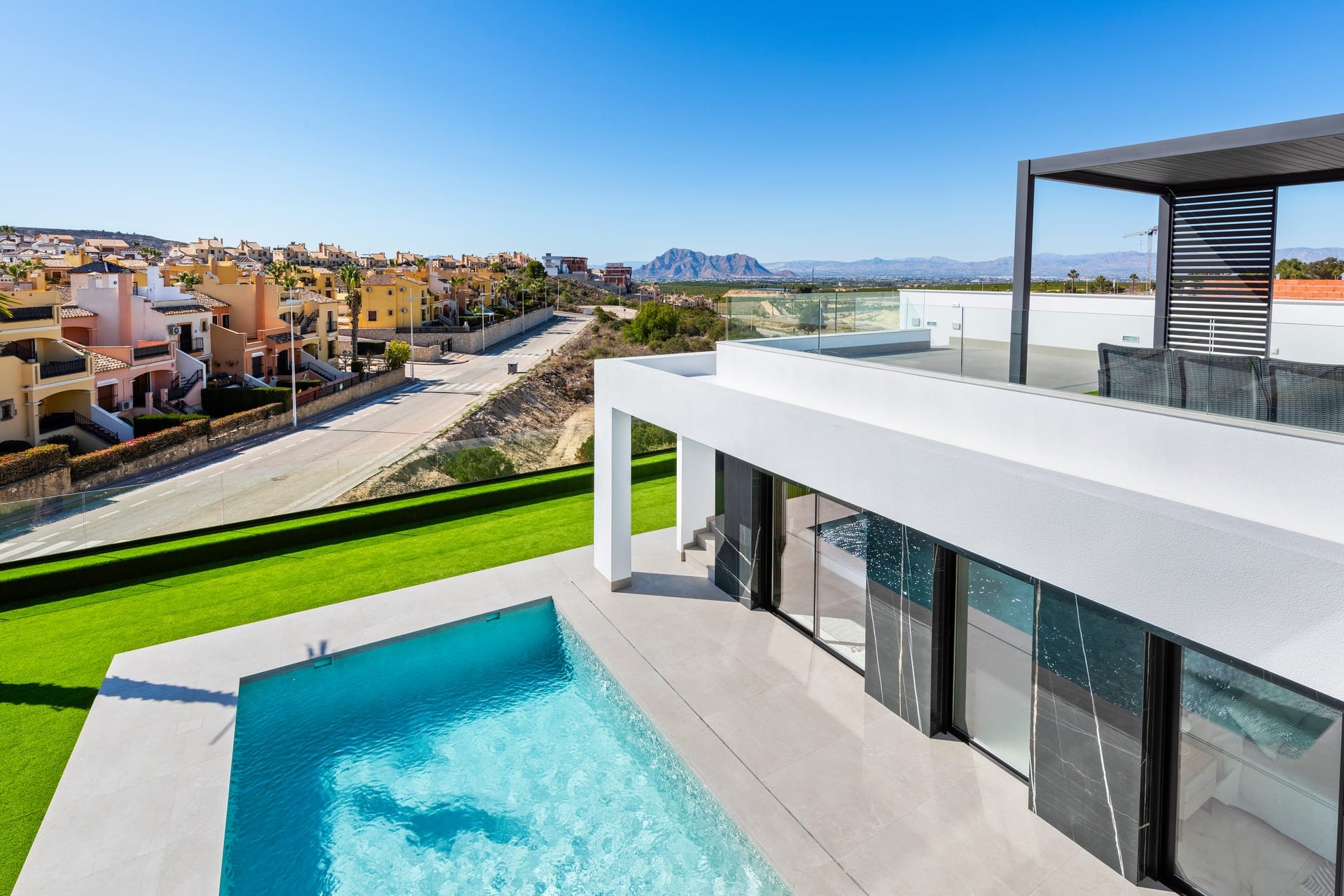 Obra nueva - Adosado - La Finca Golf