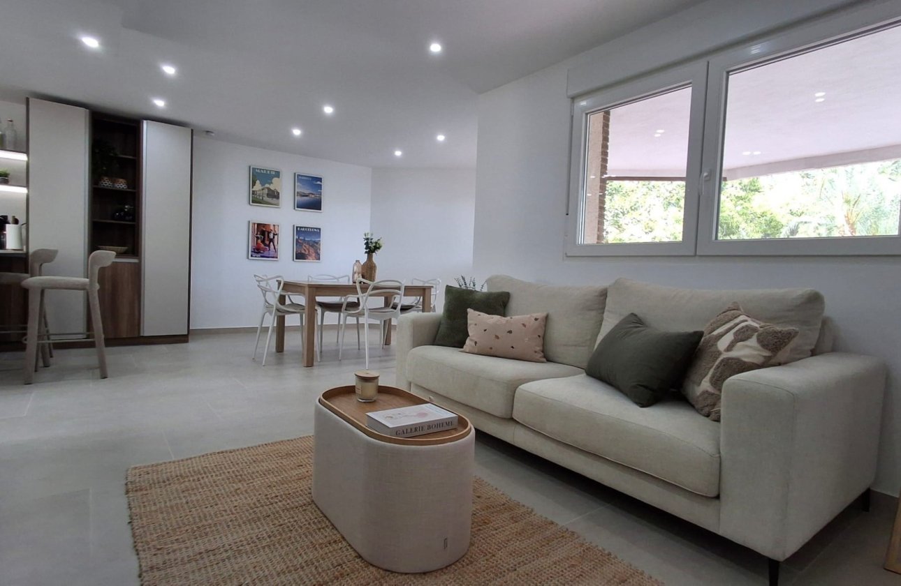 Resale - Apartament / Duplex - Torrevieja - Playa Acequion