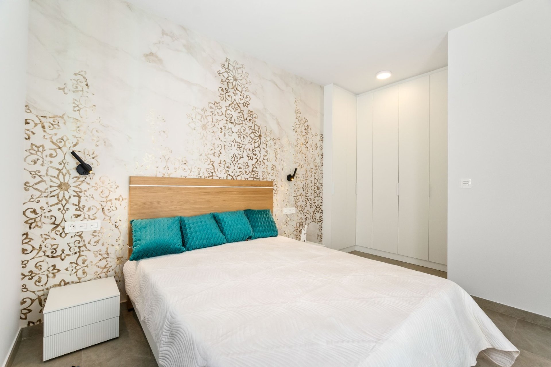 Resale - Apartament / Duplex - Torrevieja - Playa del Cura