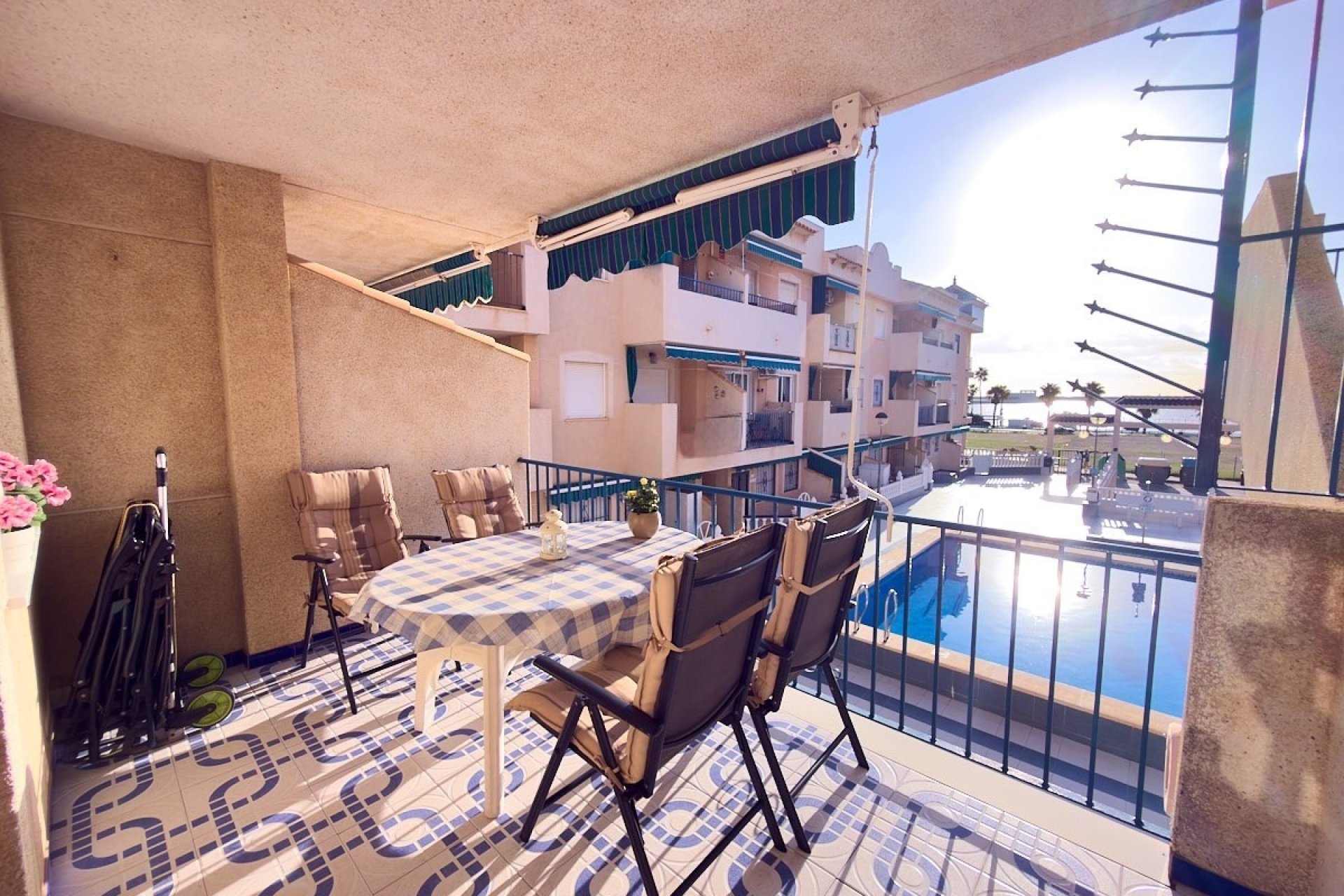 Resale - Apartament / Duplex - Torrevieja - Playa Los Naufragos