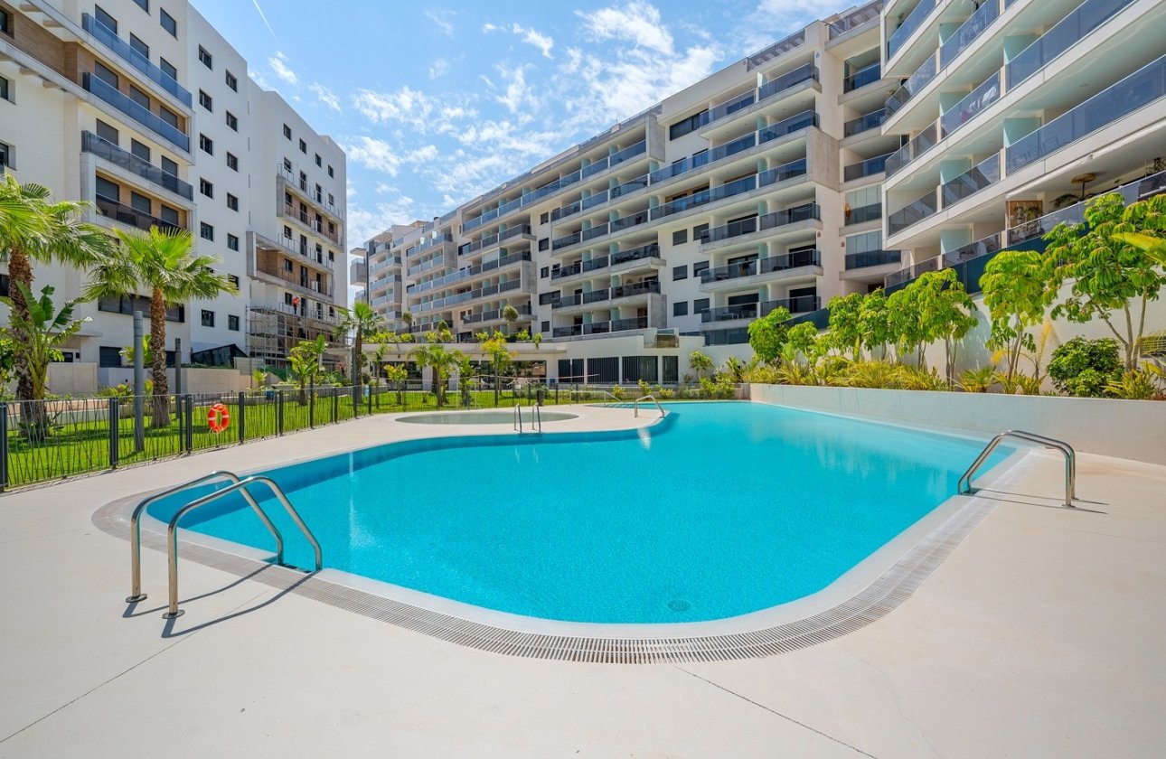 Resale - Apartment / flat - Dehesa de Campoamor - Dehesa de campoamor