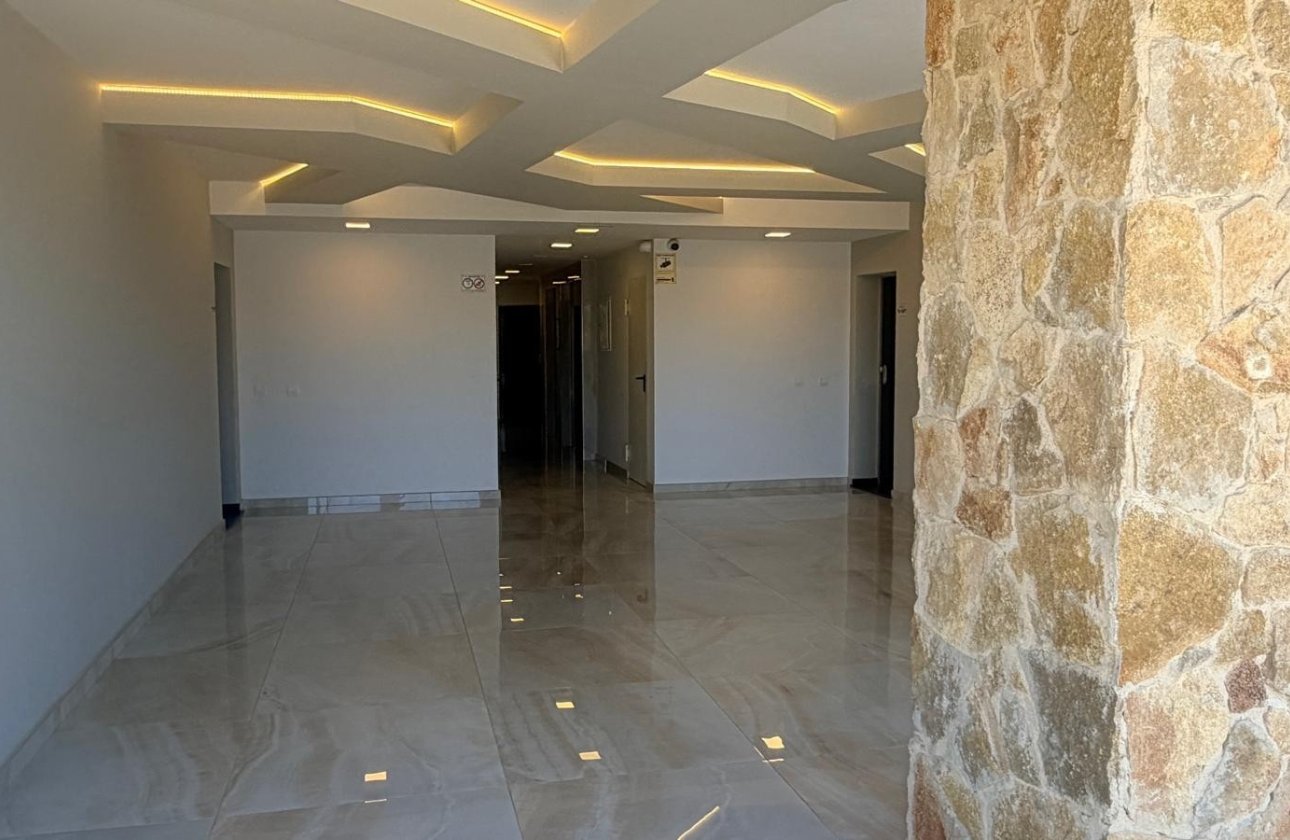 Resale - Apartment / flat - Los Altos - Torrevieja