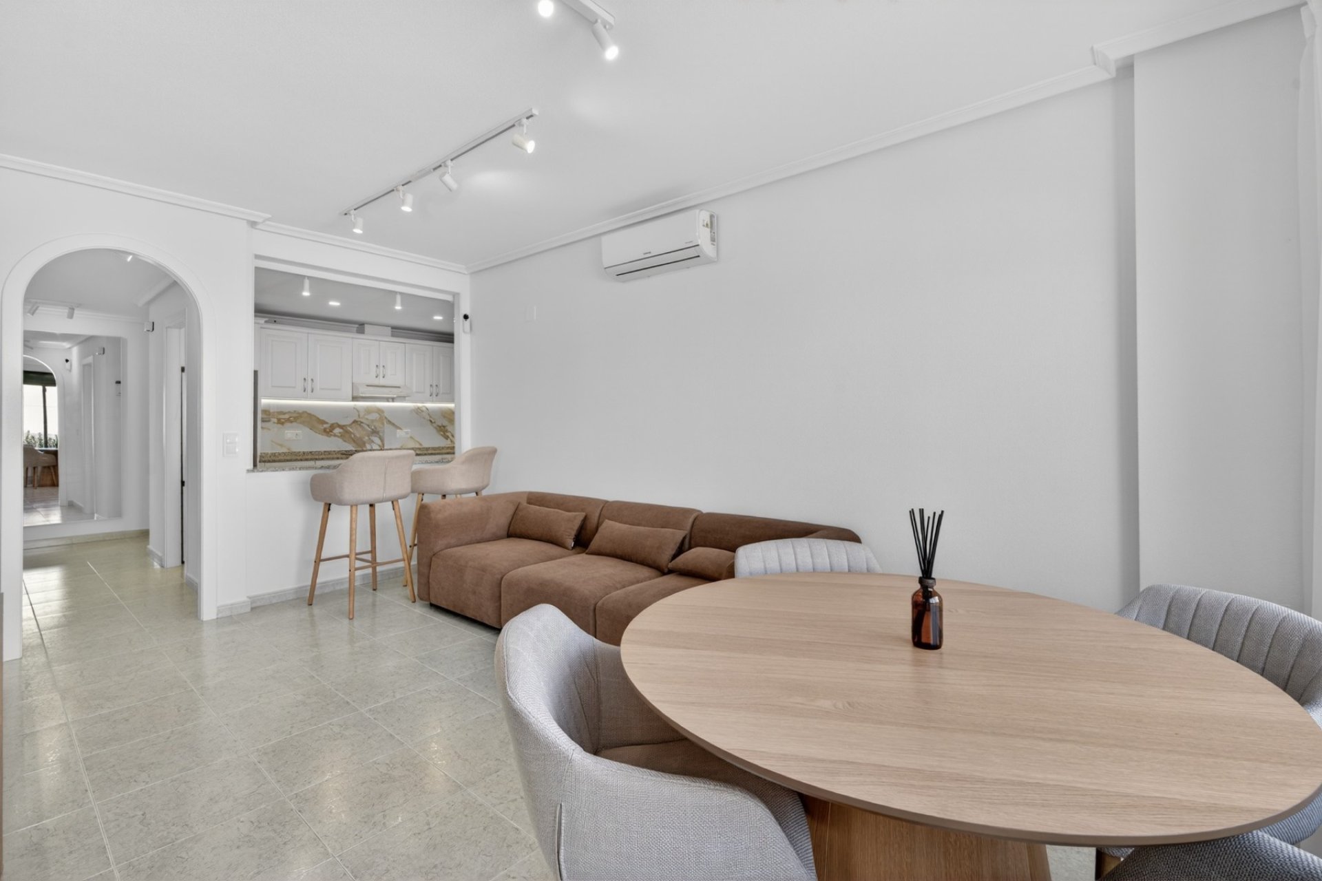 Resale - Apartment / flat - Orihuela Costa - Campoamor