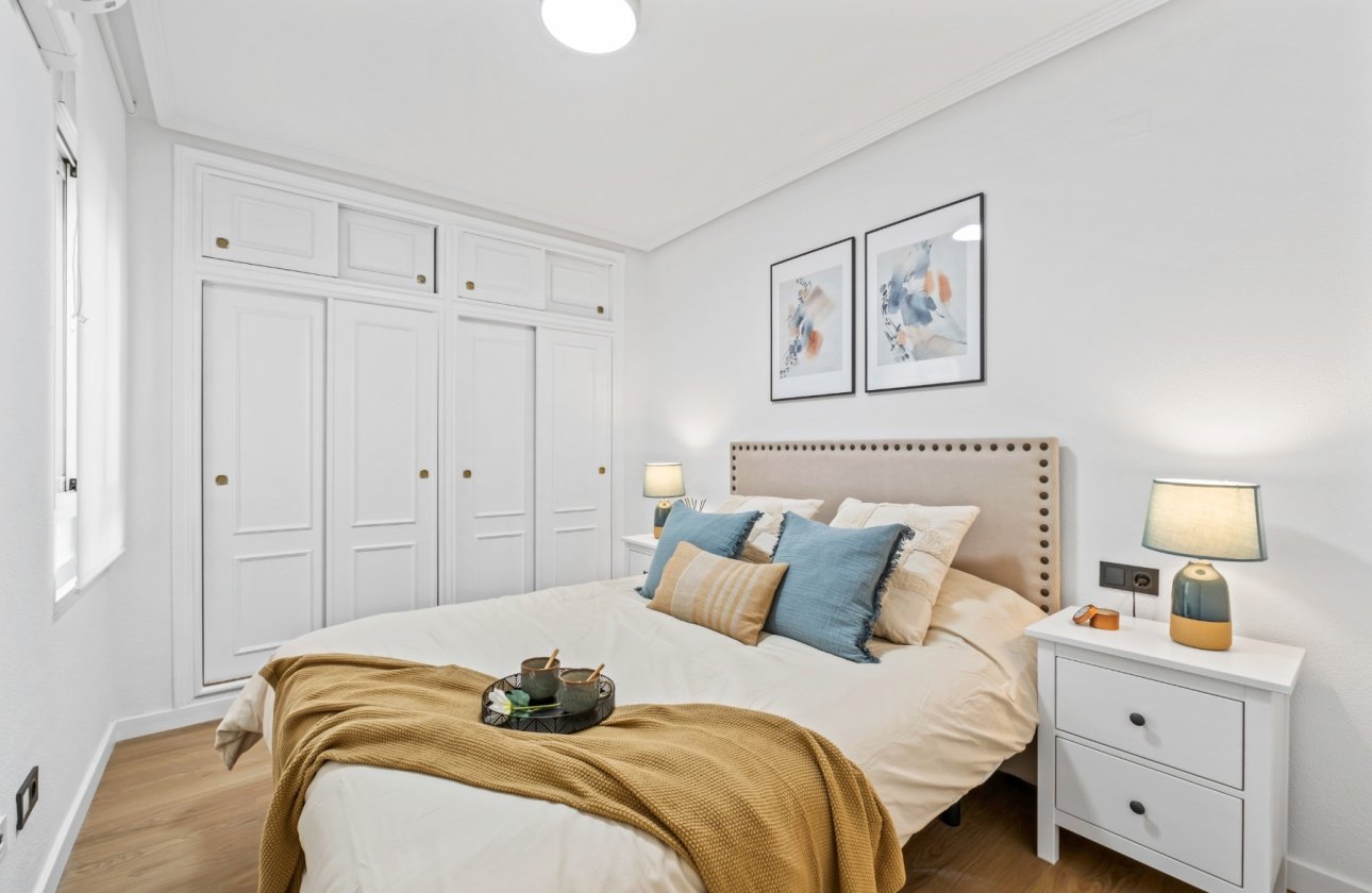 Resale - Apartment / flat - Orihuela Costa - La Florida