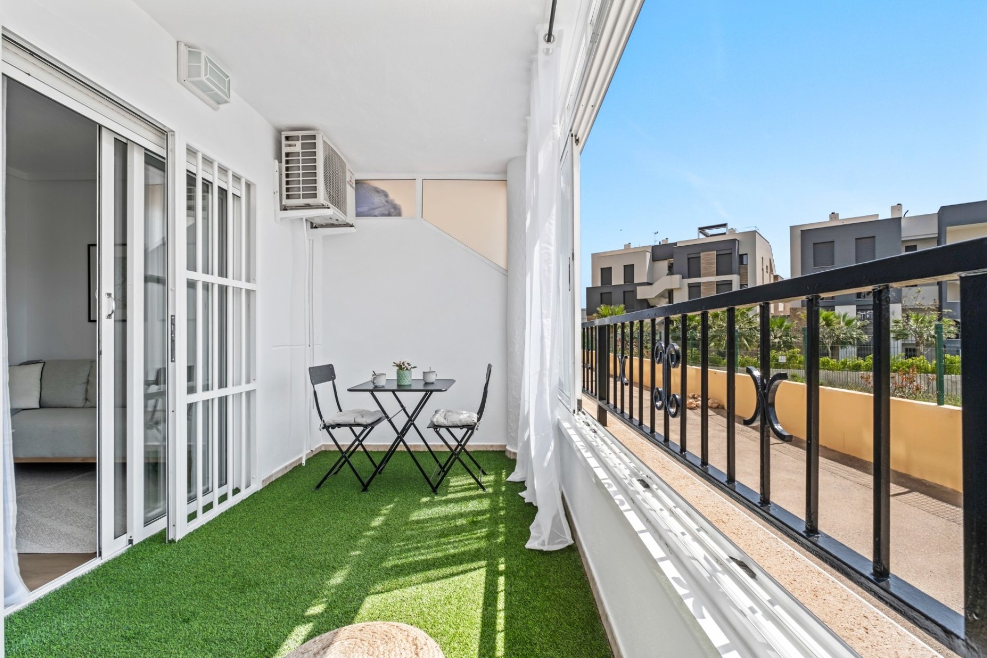 Resale - Apartment / flat - Orihuela Costa - La Florida
