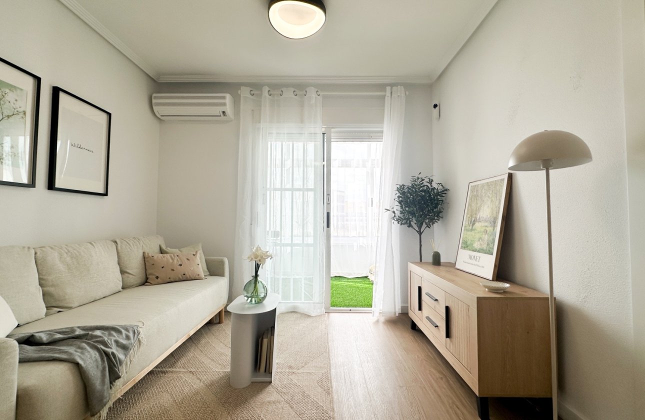 Resale - Apartment / flat - Orihuela Costa - Playa Flamenca